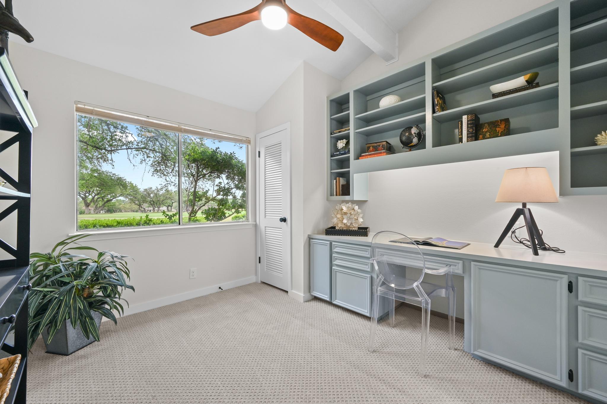 926 Lakeway Dr, Lakeway, TX 78734