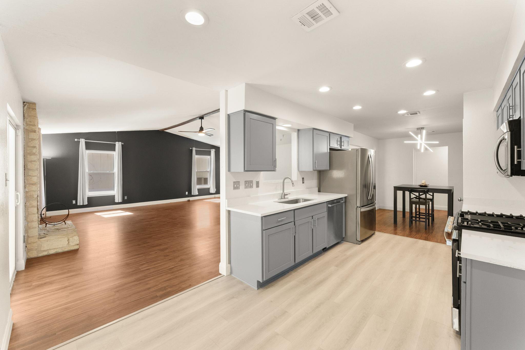 12319 Wycliff Ln, Austin, TX 78727