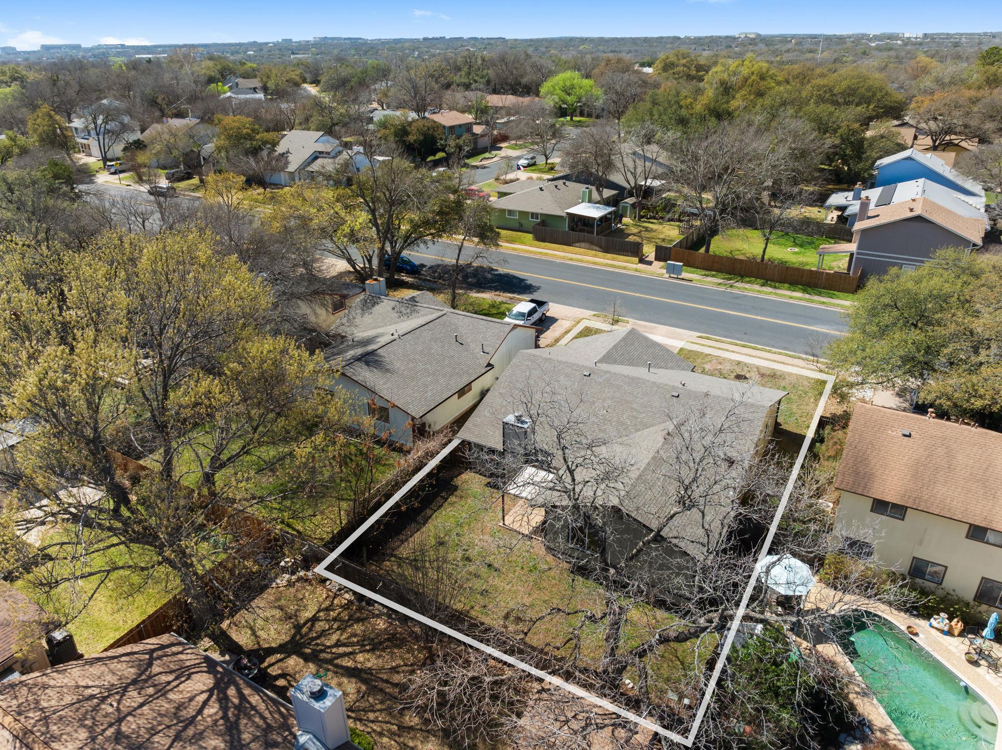 12319 Wycliff Ln, Austin, TX 78727