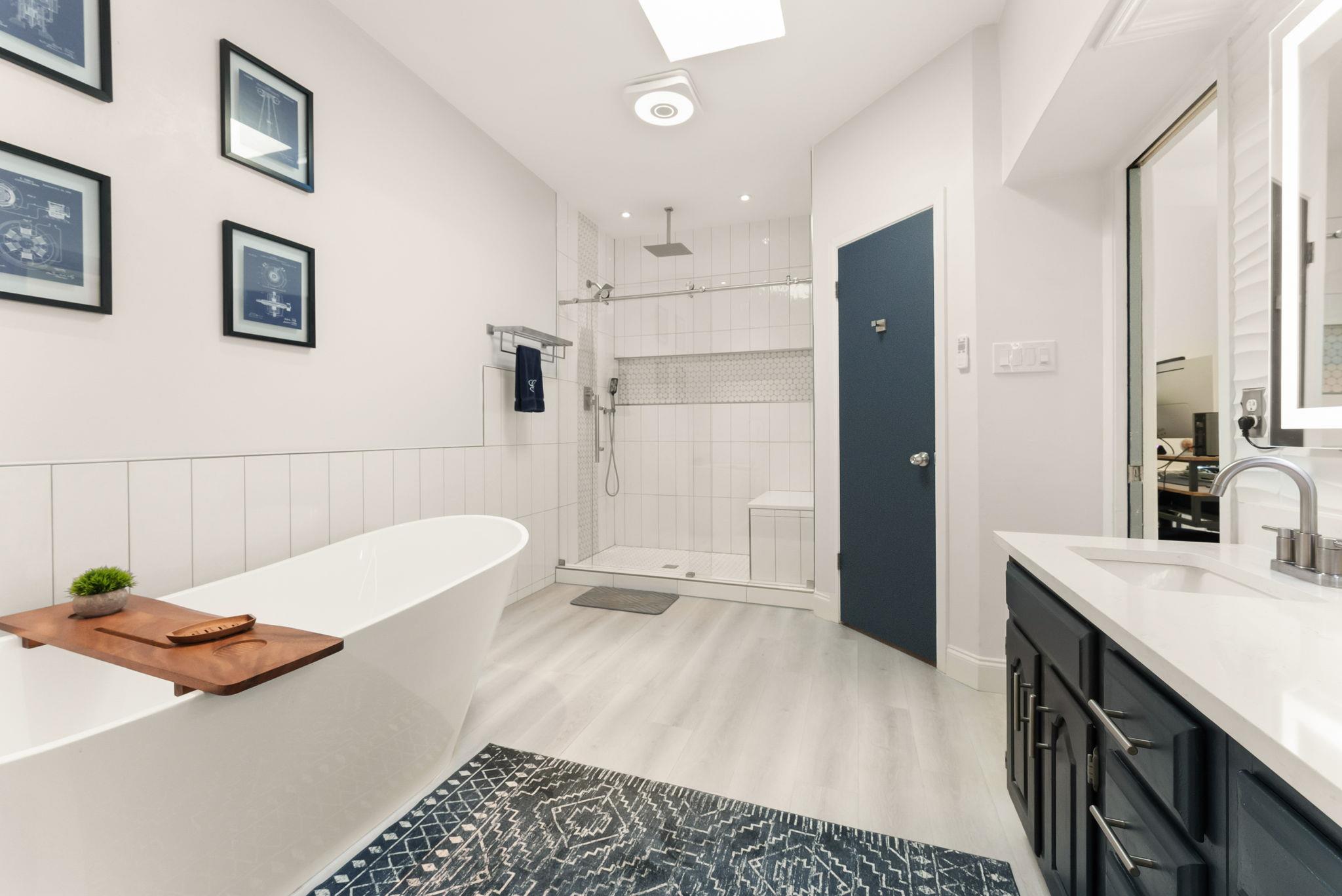 12319 Wycliff Ln, Austin, TX 78727