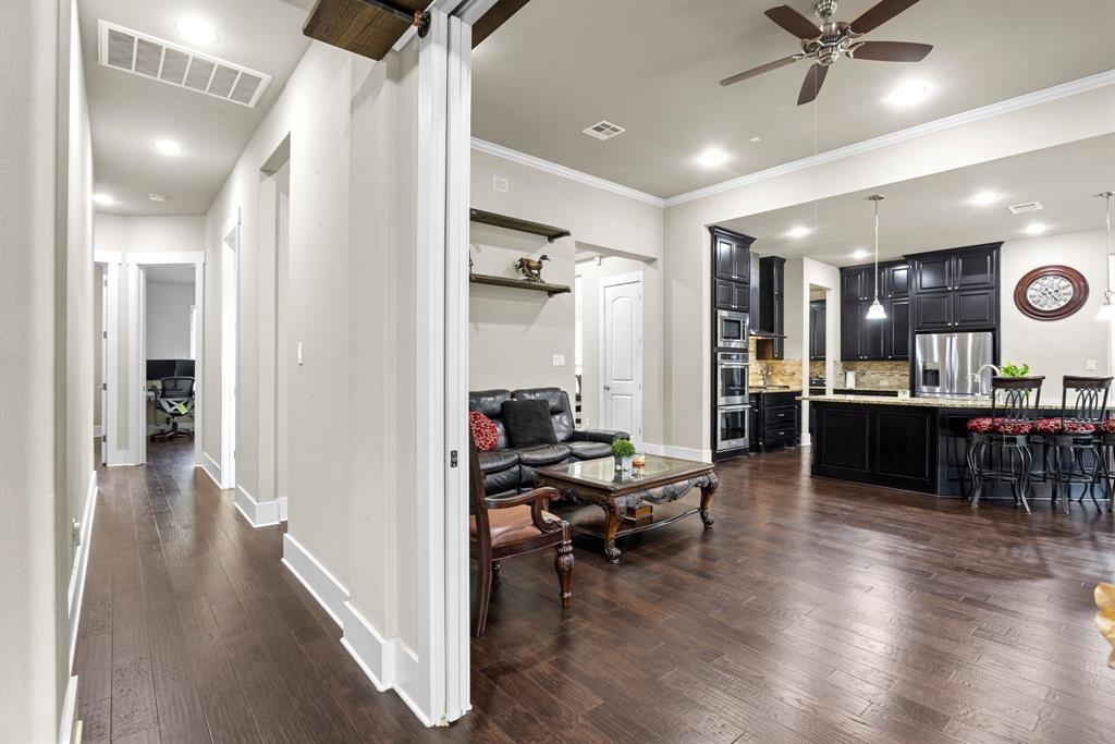 2716 Vista Heights Dr, Leander, TX 78641