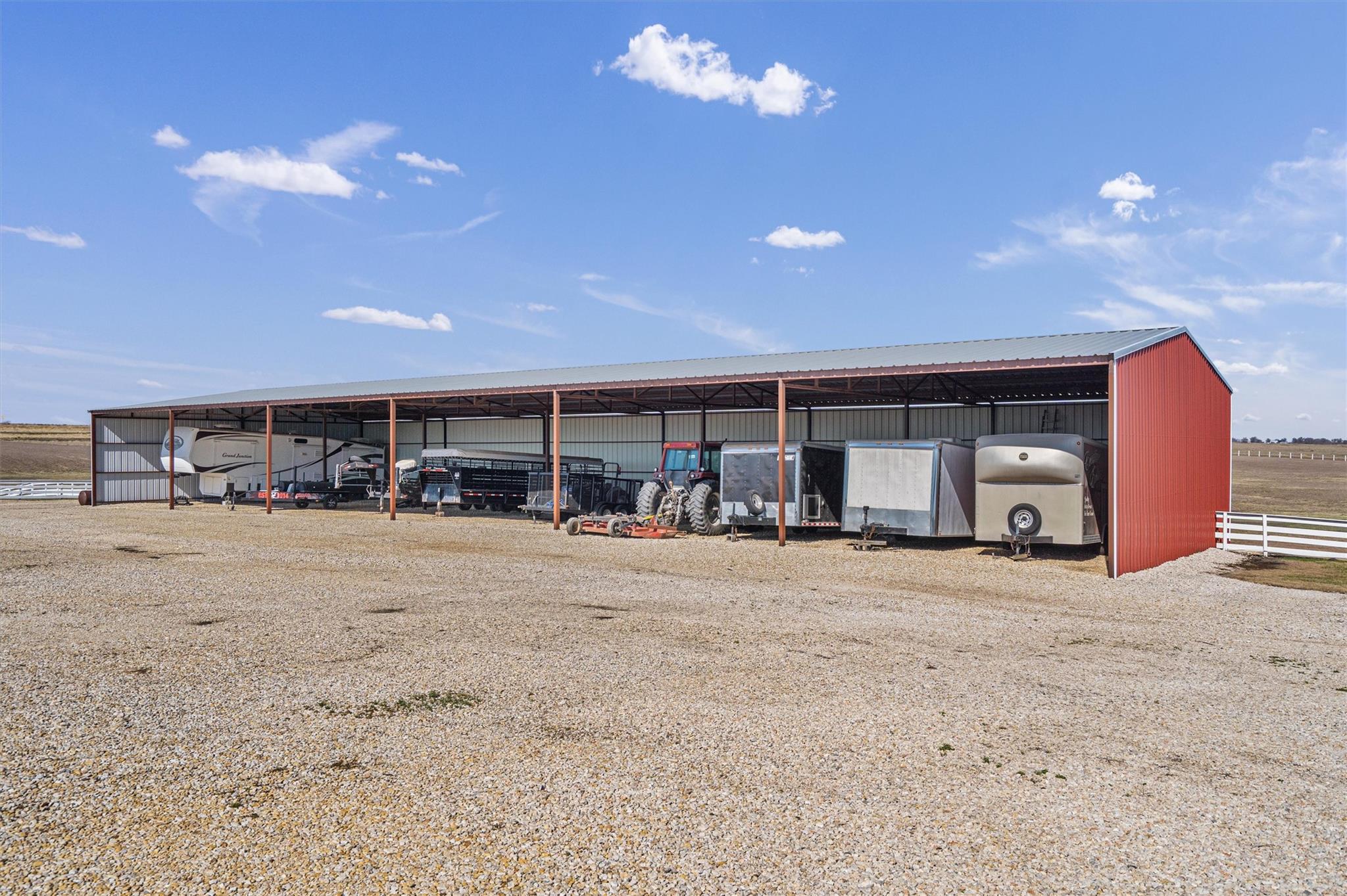 5300 County Road 424, Taylor, TX 76574