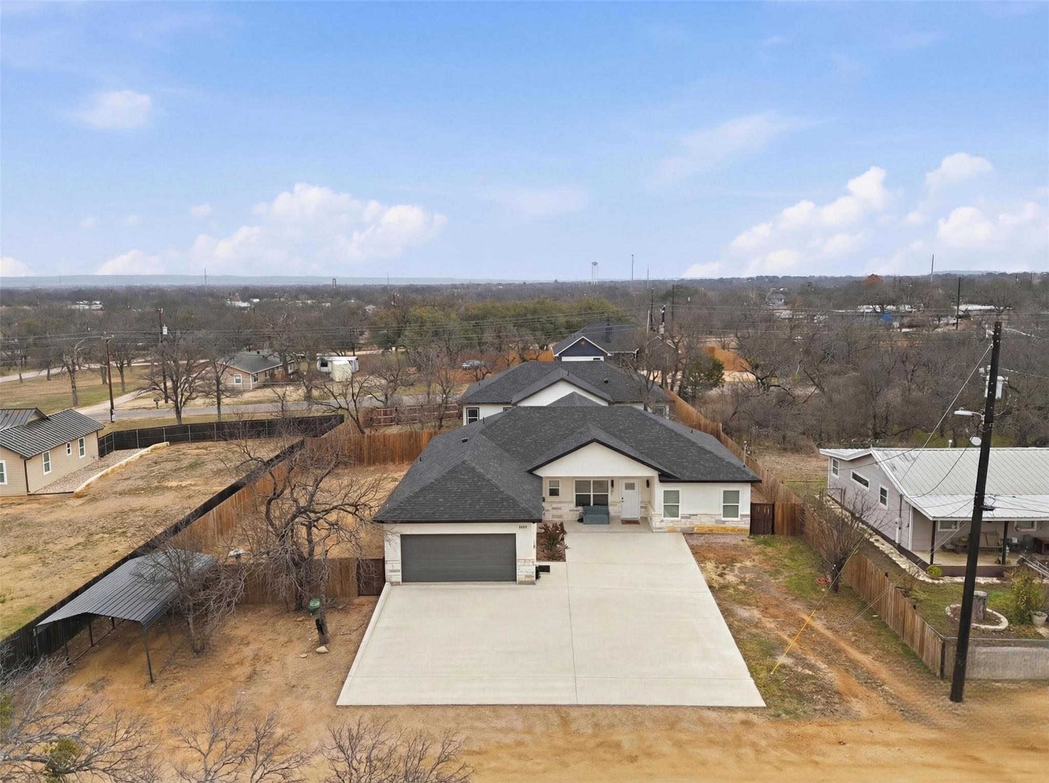 1515 Valley High Ln, Granite Shoals, TX 78654