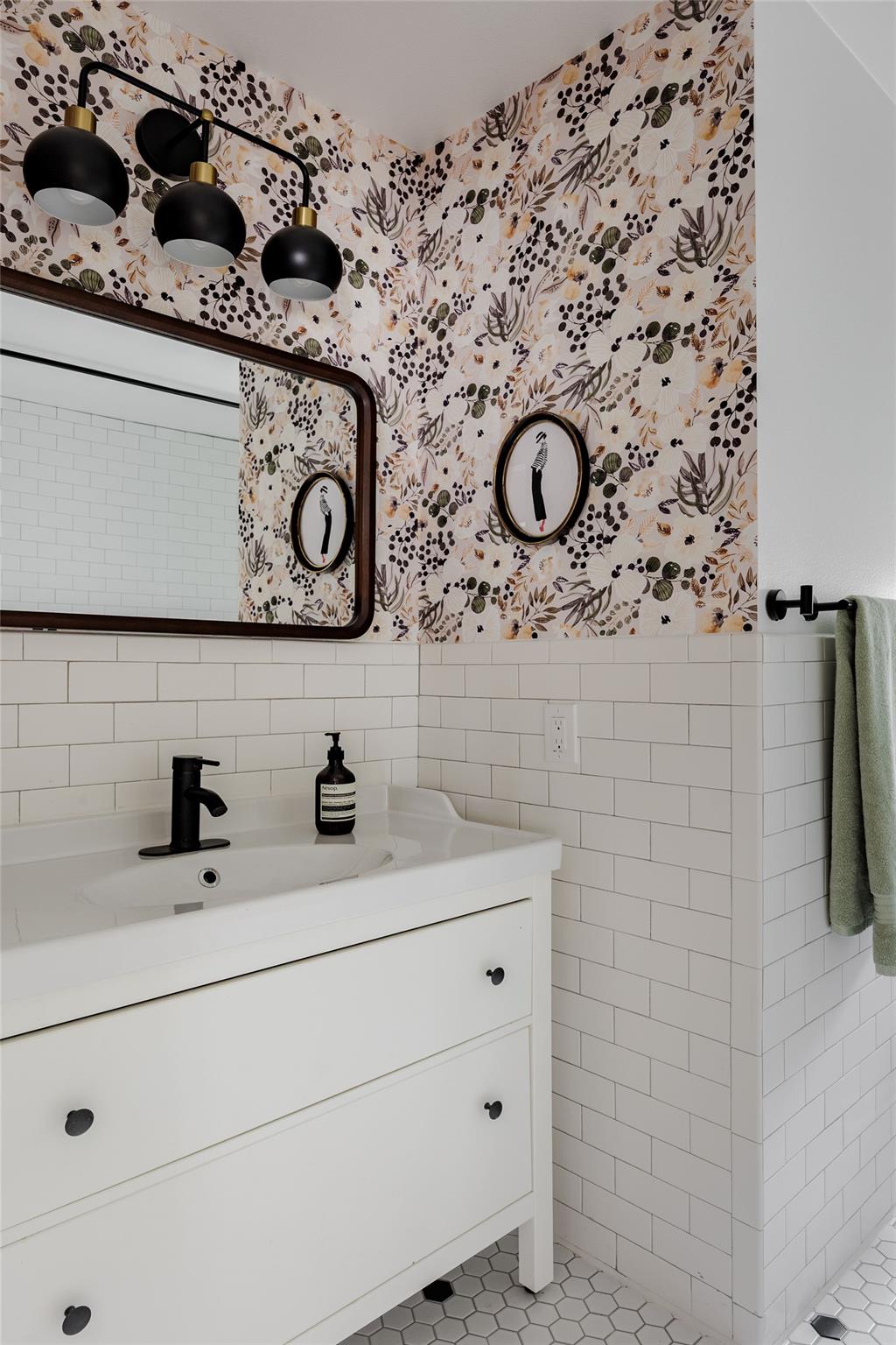 2606 W 48th St, Austin, TX 78731