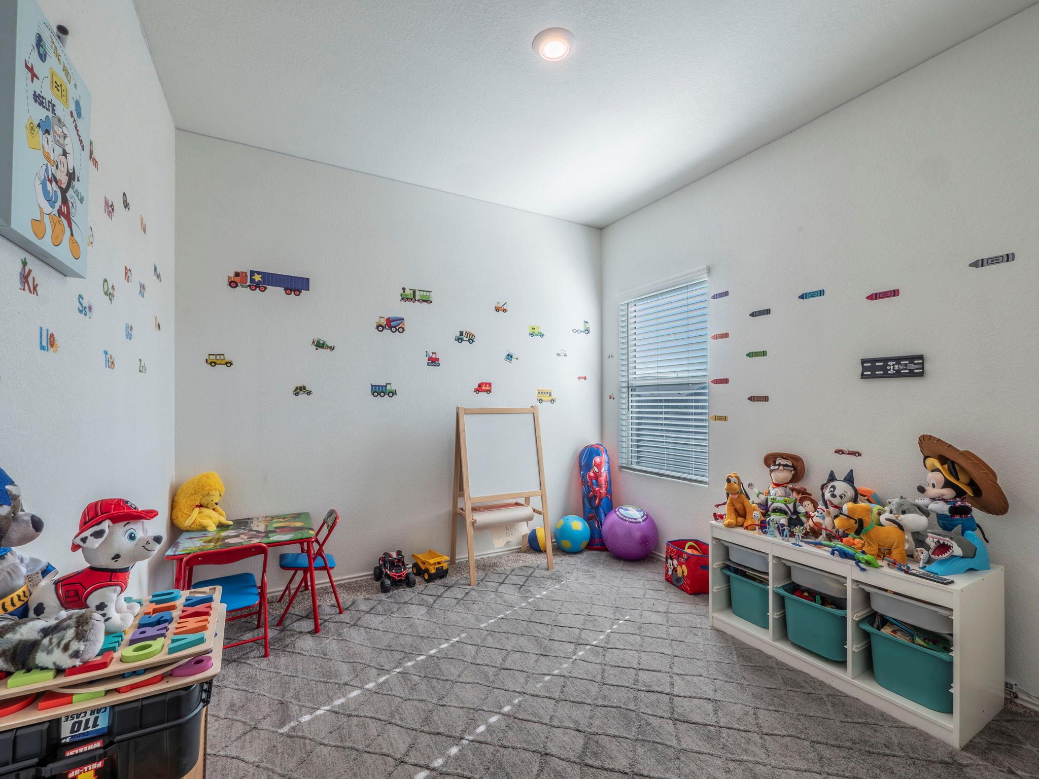 17813 Boardtree Dr, Elgin, TX 78621