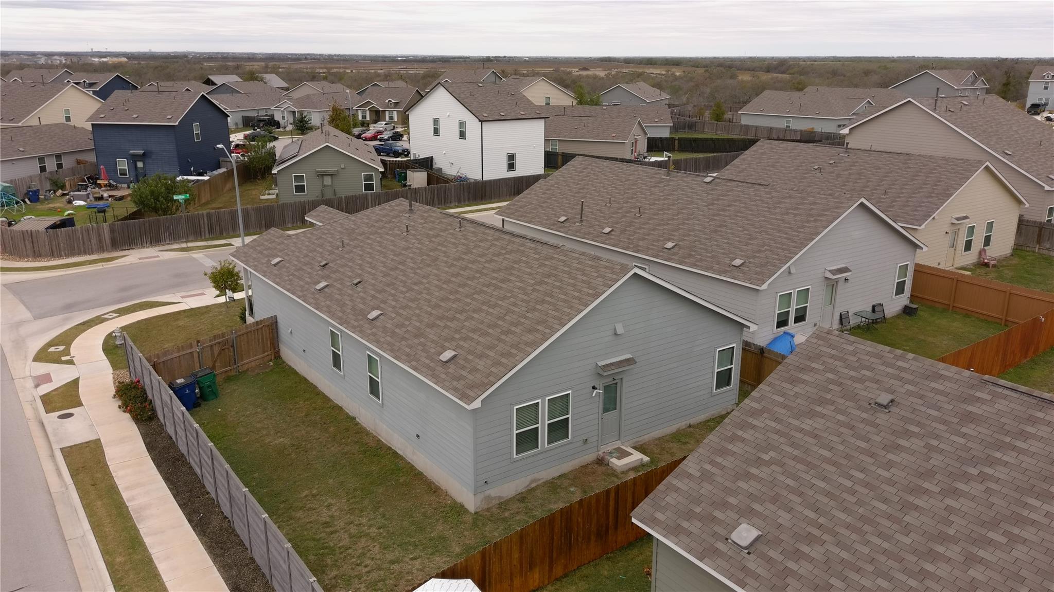 17813 Boardtree Dr, Elgin, TX 78621