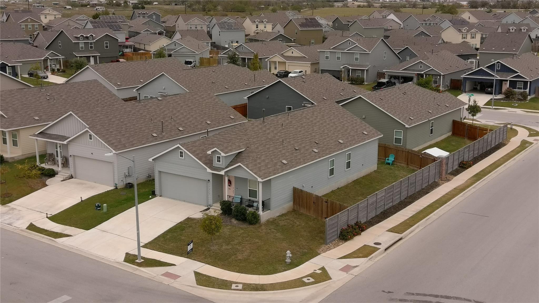 17813 Boardtree Dr, Elgin, TX 78621