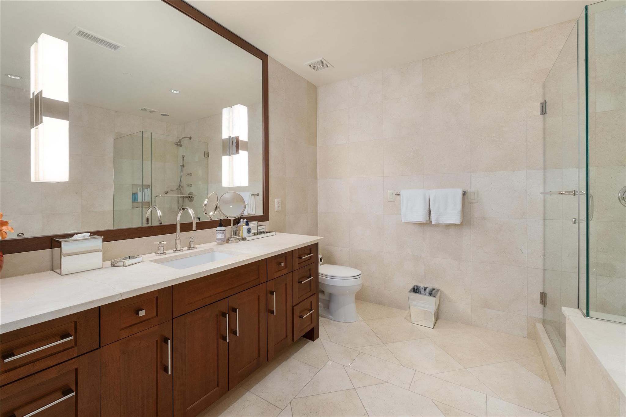 98 San Jacinto Blvd # 2203, Austin, TX 78701