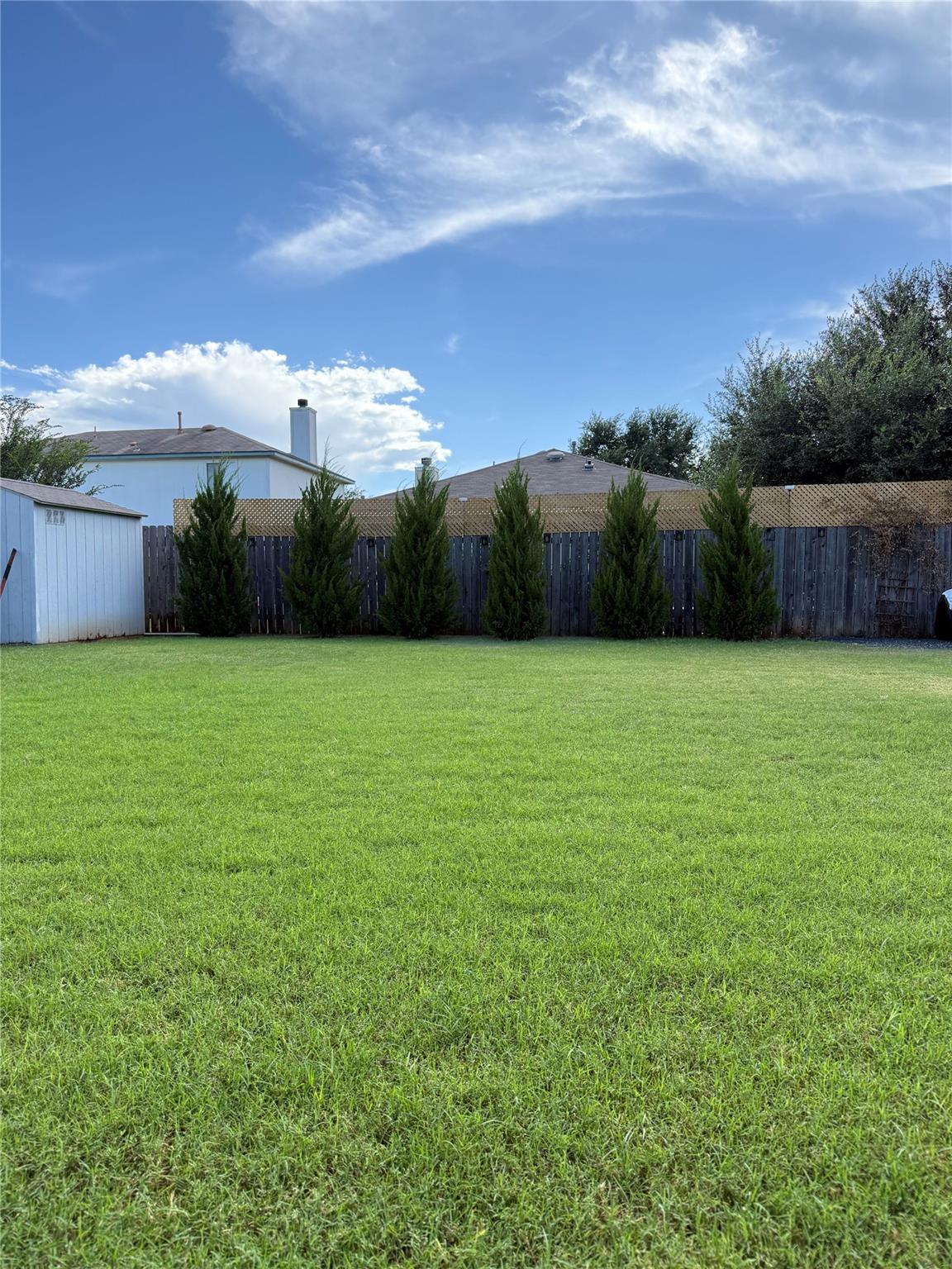 711 Riverway Ln, Leander, TX 78641