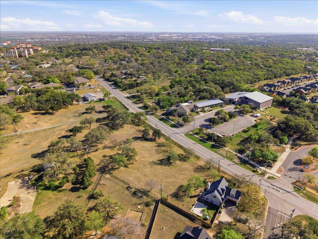 1526 RR 12 Cir, San Marcos, TX 78666