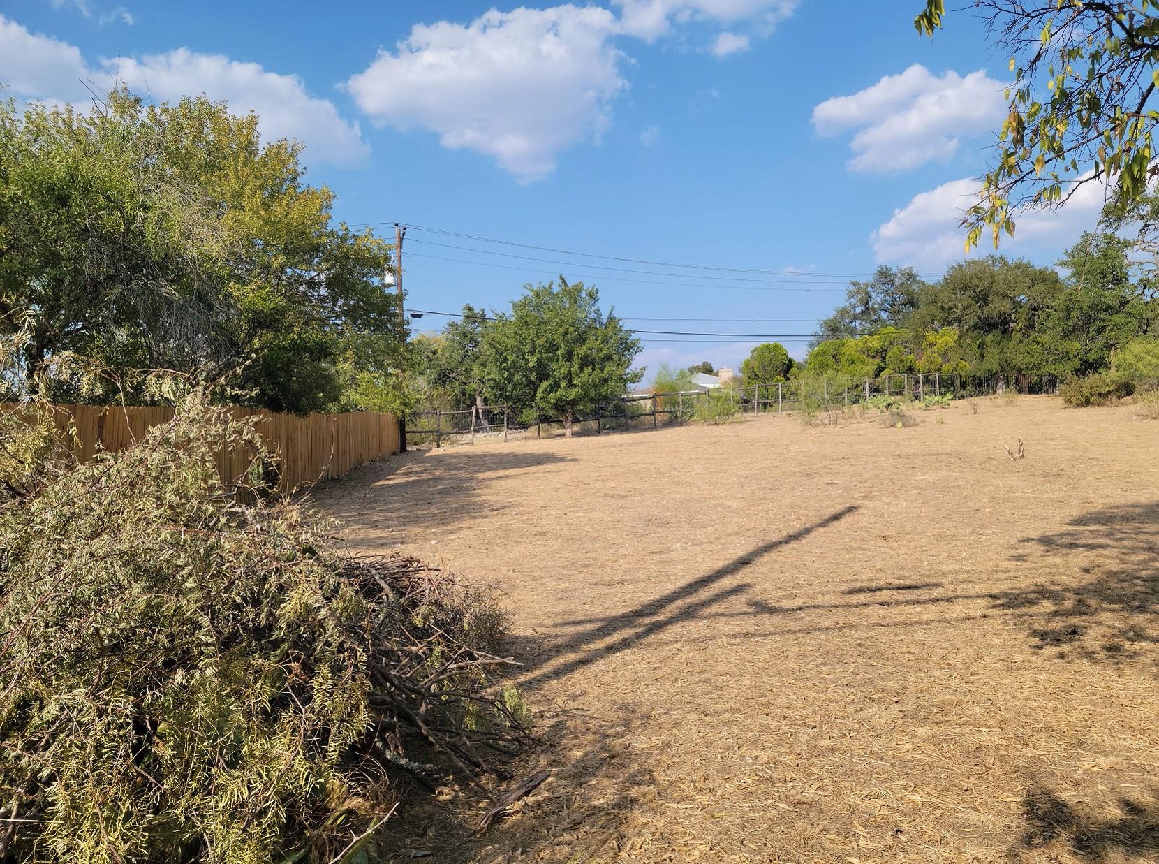 1526 RR 12 Cir, San Marcos, TX 78666