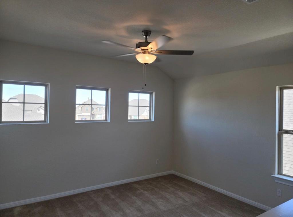 105 Isabella Way, Liberty Hill, TX 78642