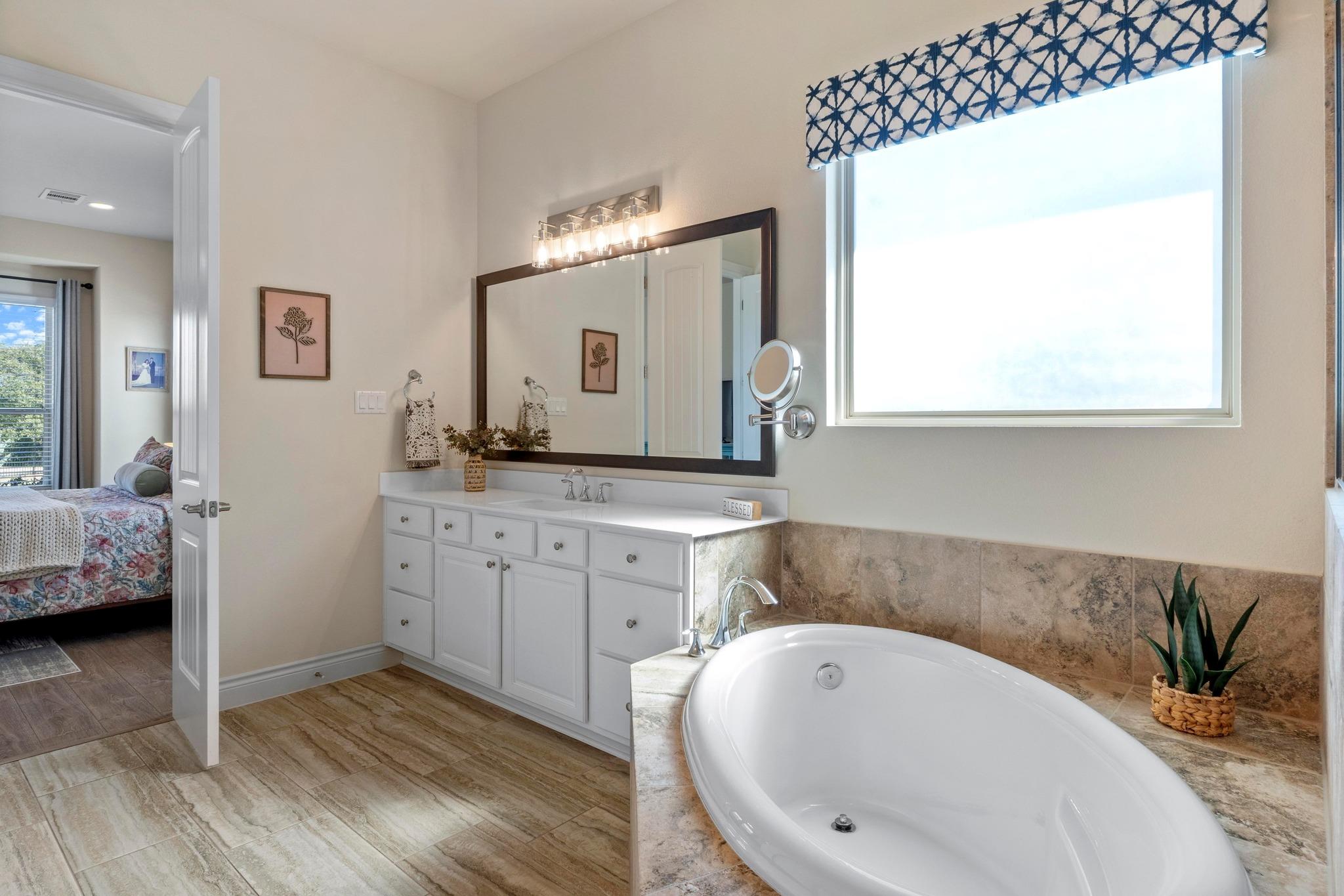 216 Rio Ancho Blvd, Liberty Hill, TX 78642