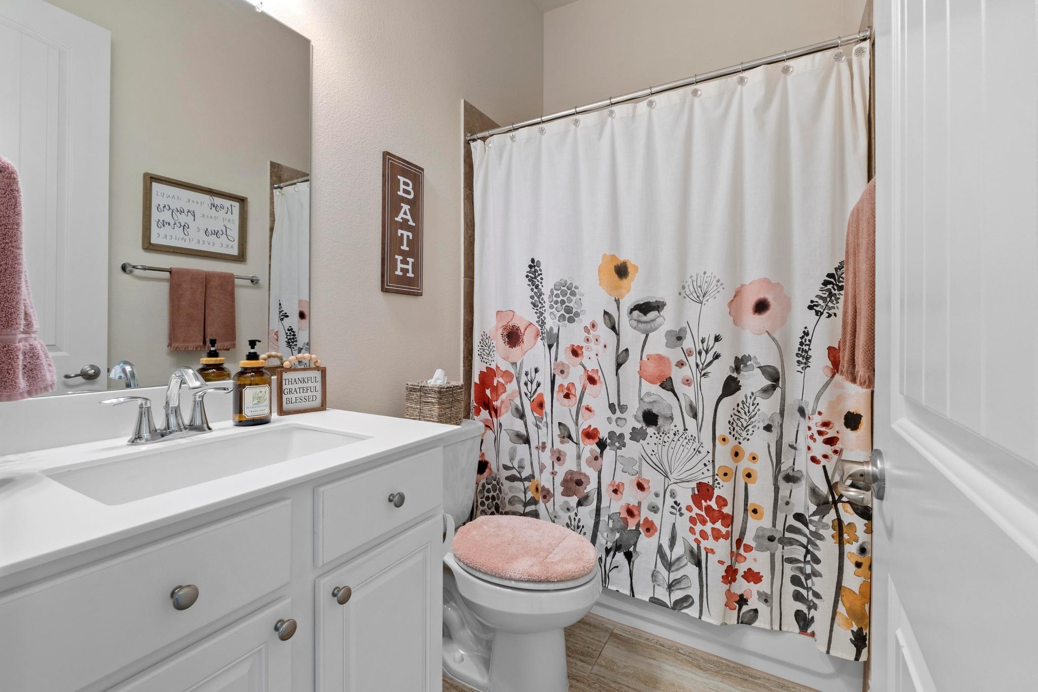 216 Rio Ancho Blvd, Liberty Hill, TX 78642