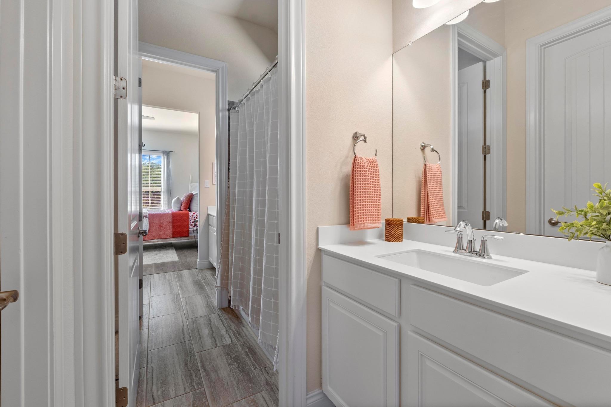 216 Rio Ancho Blvd, Liberty Hill, TX 78642