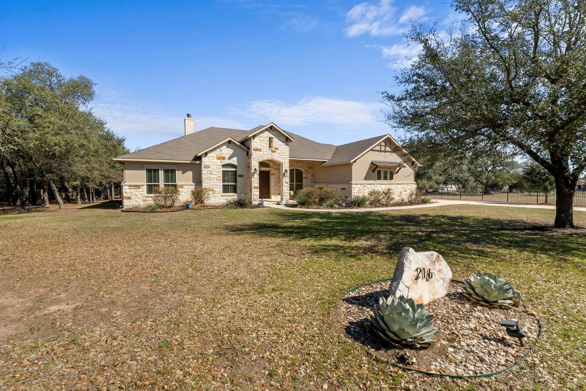 216 Rio Ancho Blvd, Liberty Hill, TX 78642