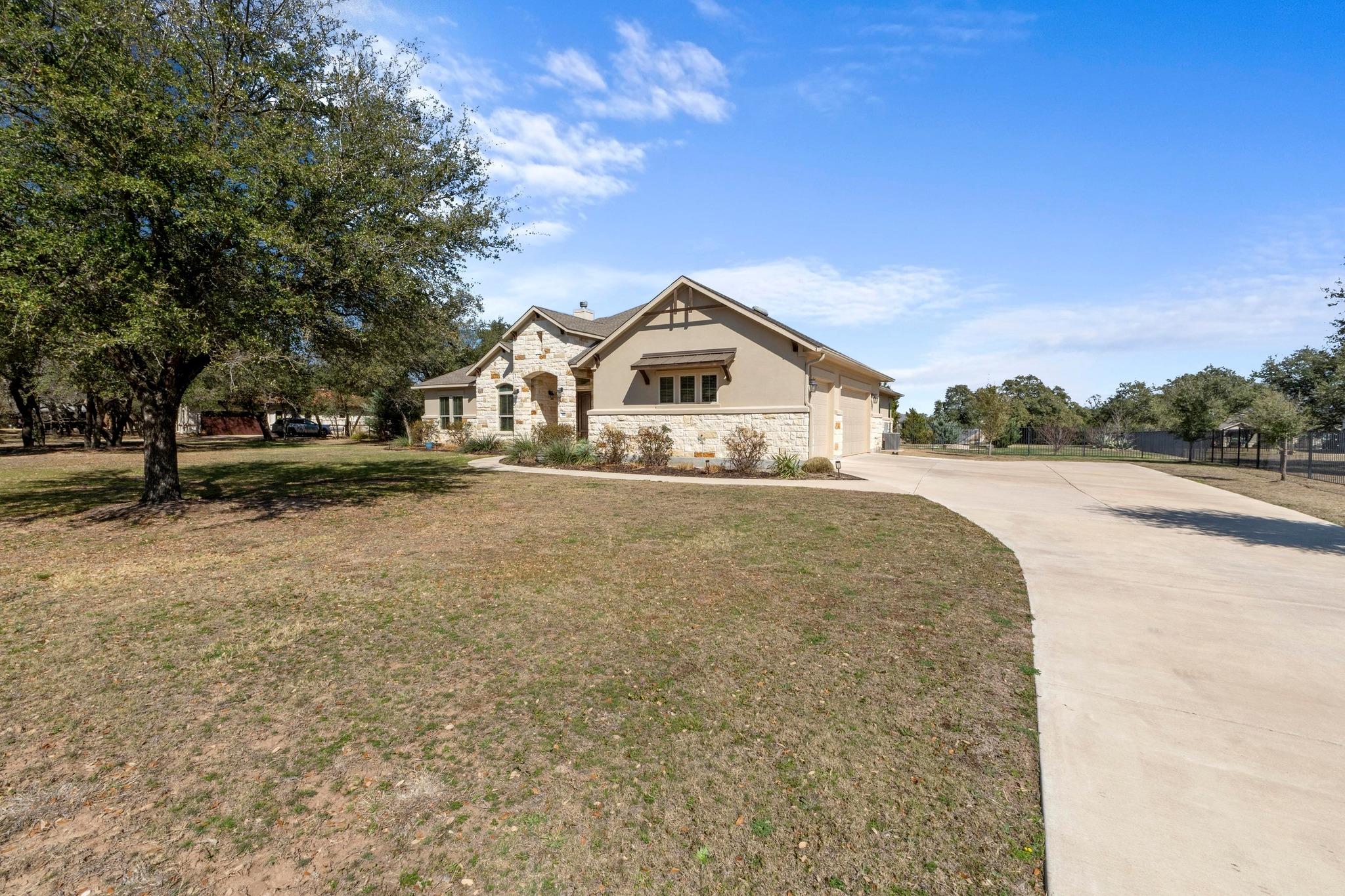 216 Rio Ancho Blvd, Liberty Hill, TX 78642