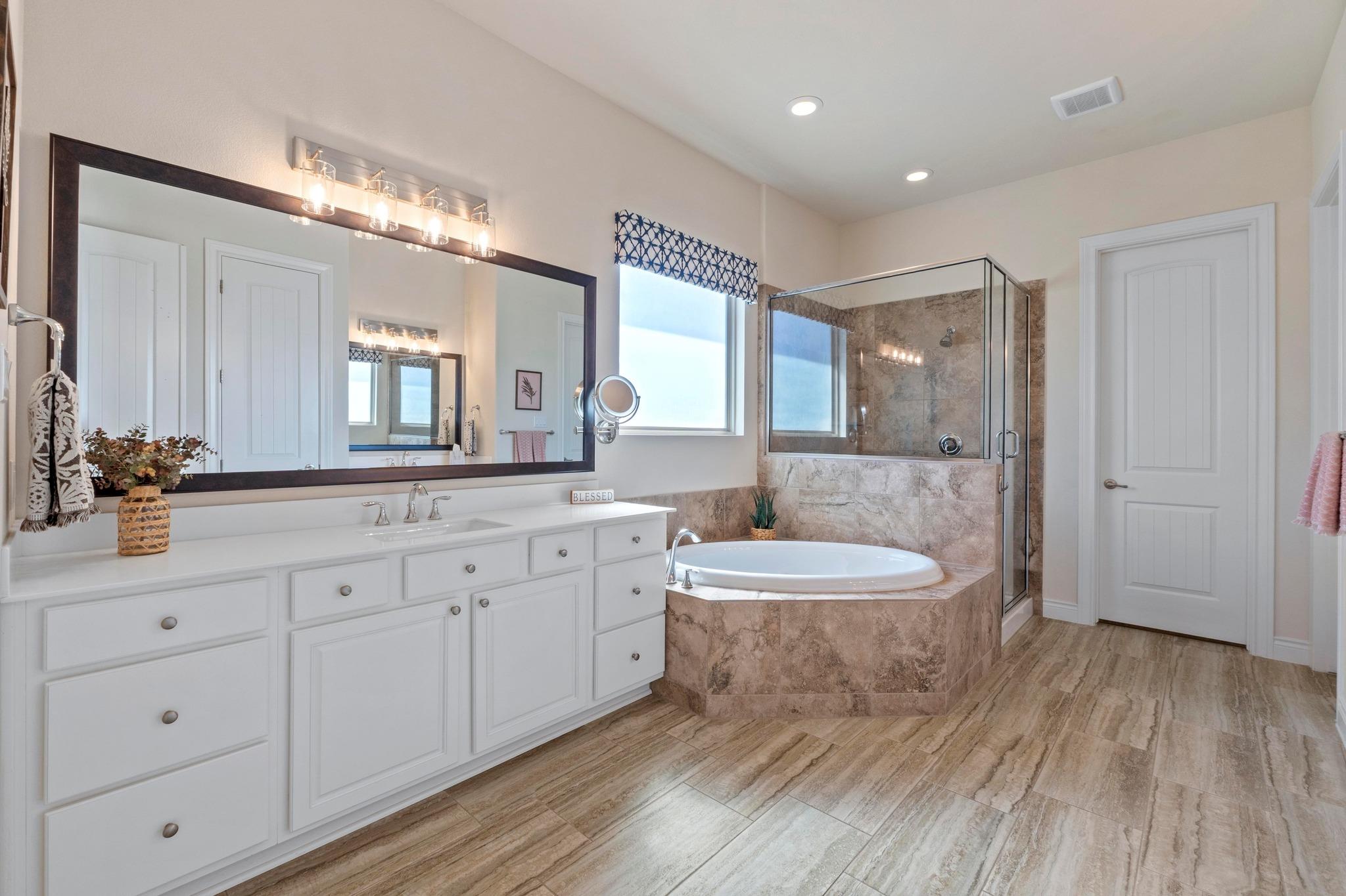 216 Rio Ancho Blvd, Liberty Hill, TX 78642