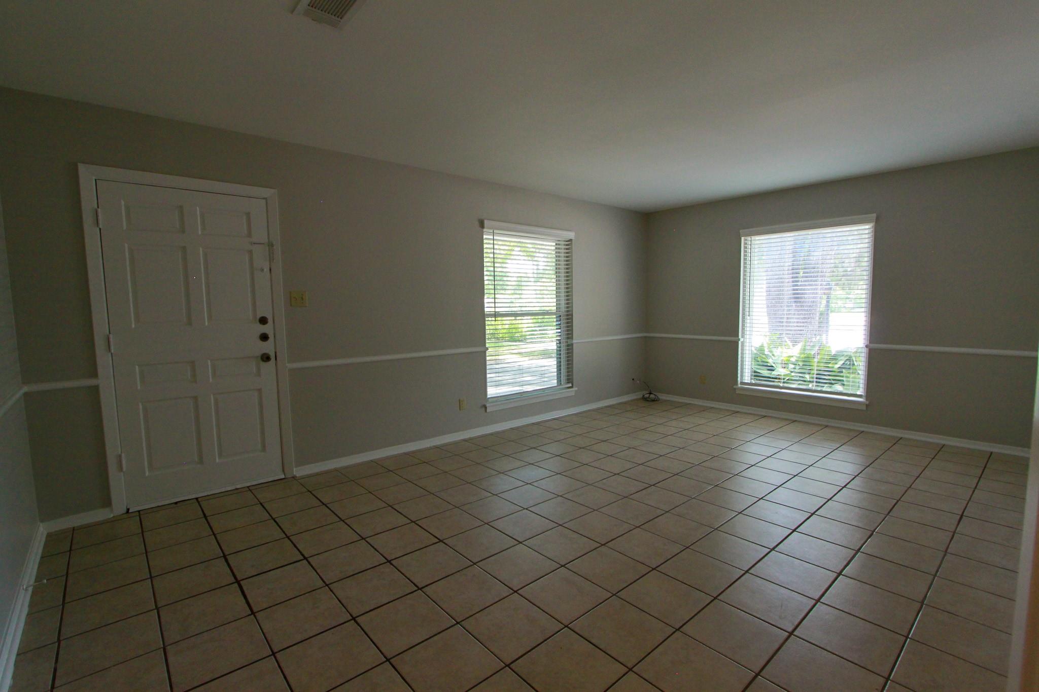 5712 Fairlane Dr, Austin, TX 78757