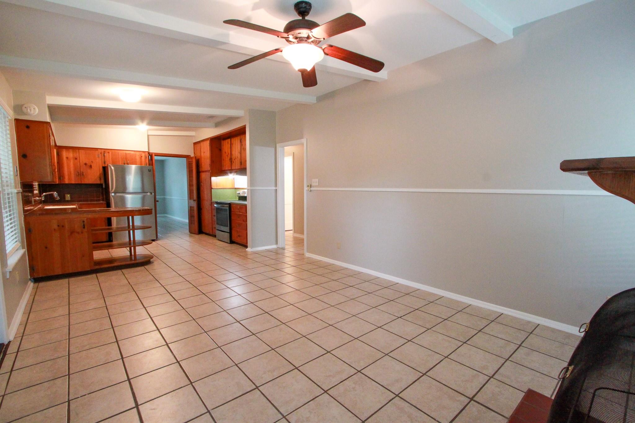 5712 Fairlane Dr, Austin, TX 78757