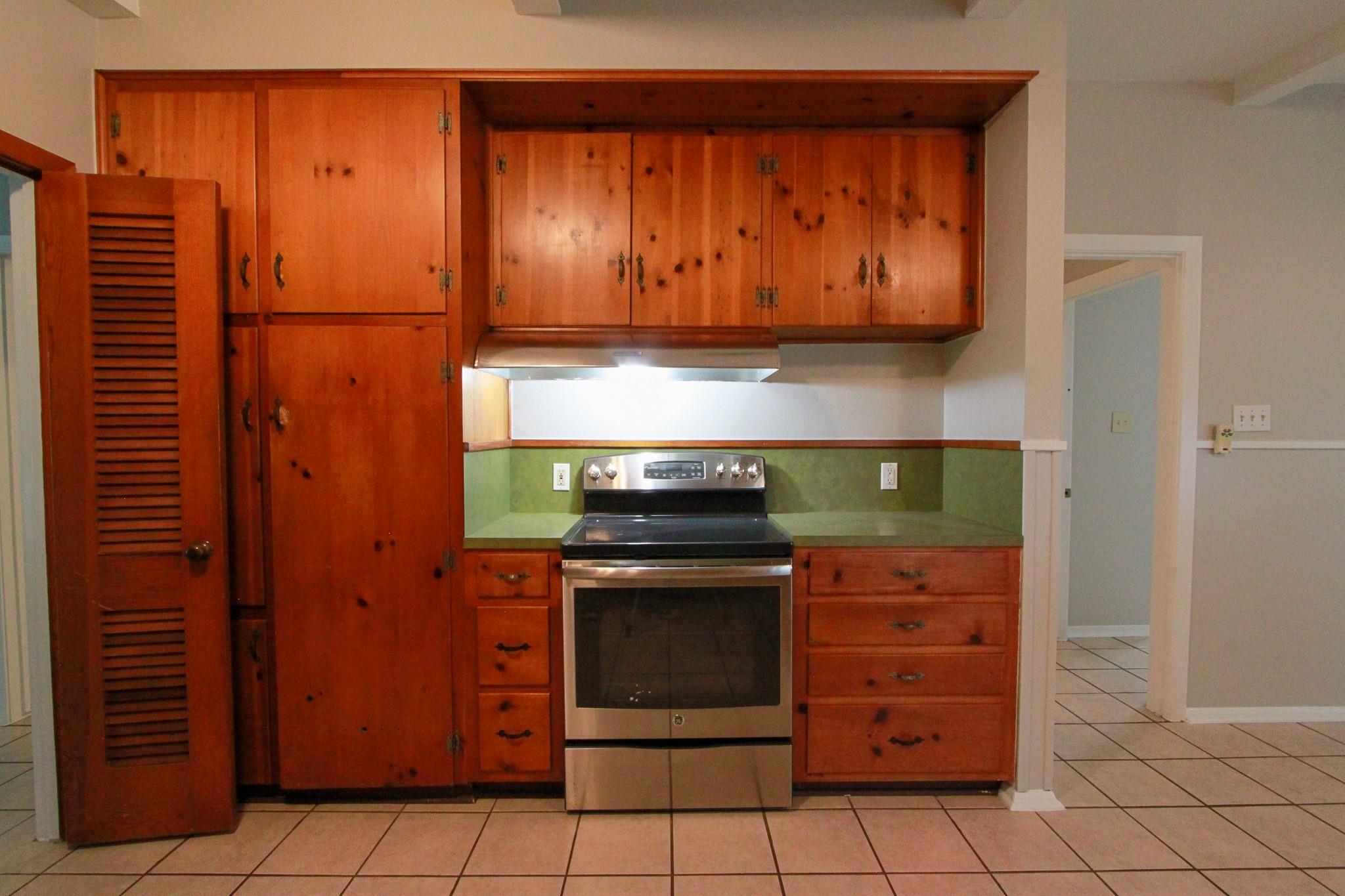 5712 Fairlane Dr, Austin, TX 78757