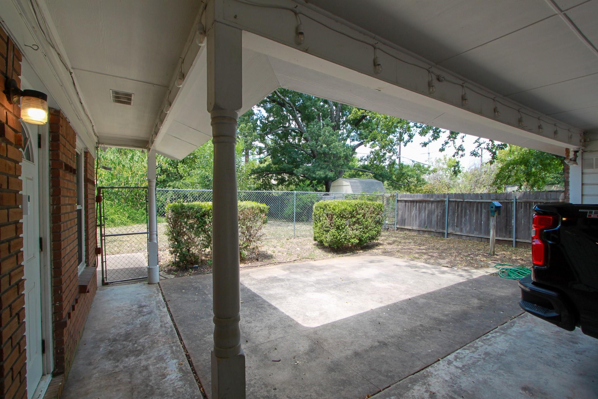 5712 Fairlane Dr, Austin, TX 78757