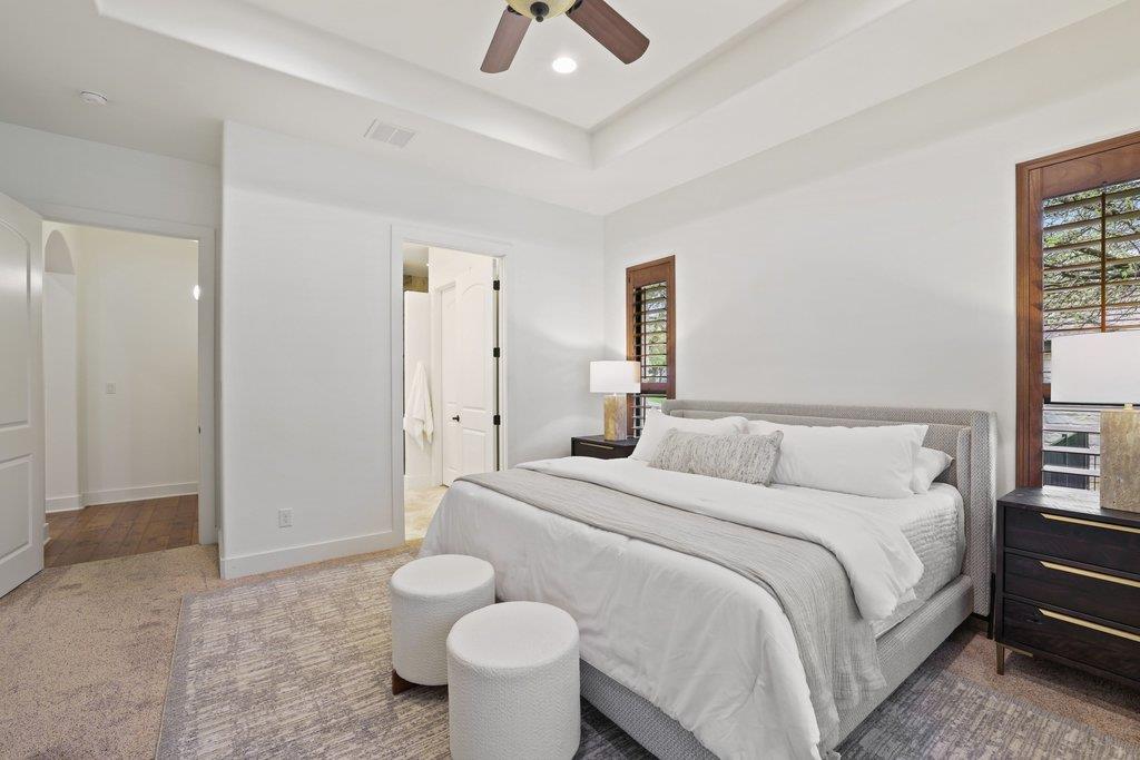 22 Cottondale Rd, The Hills, TX 78738