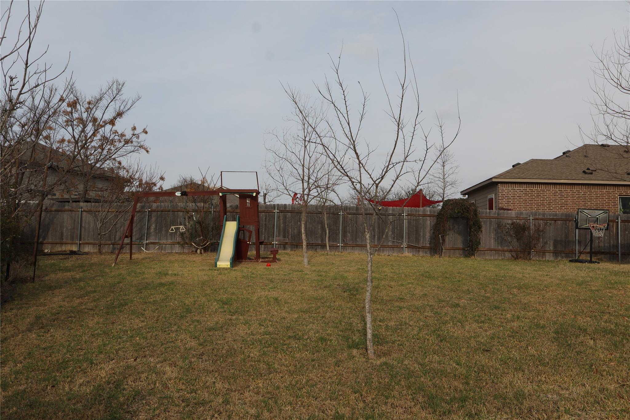 5032 Irvine Ln, Del Valle, TX 78617