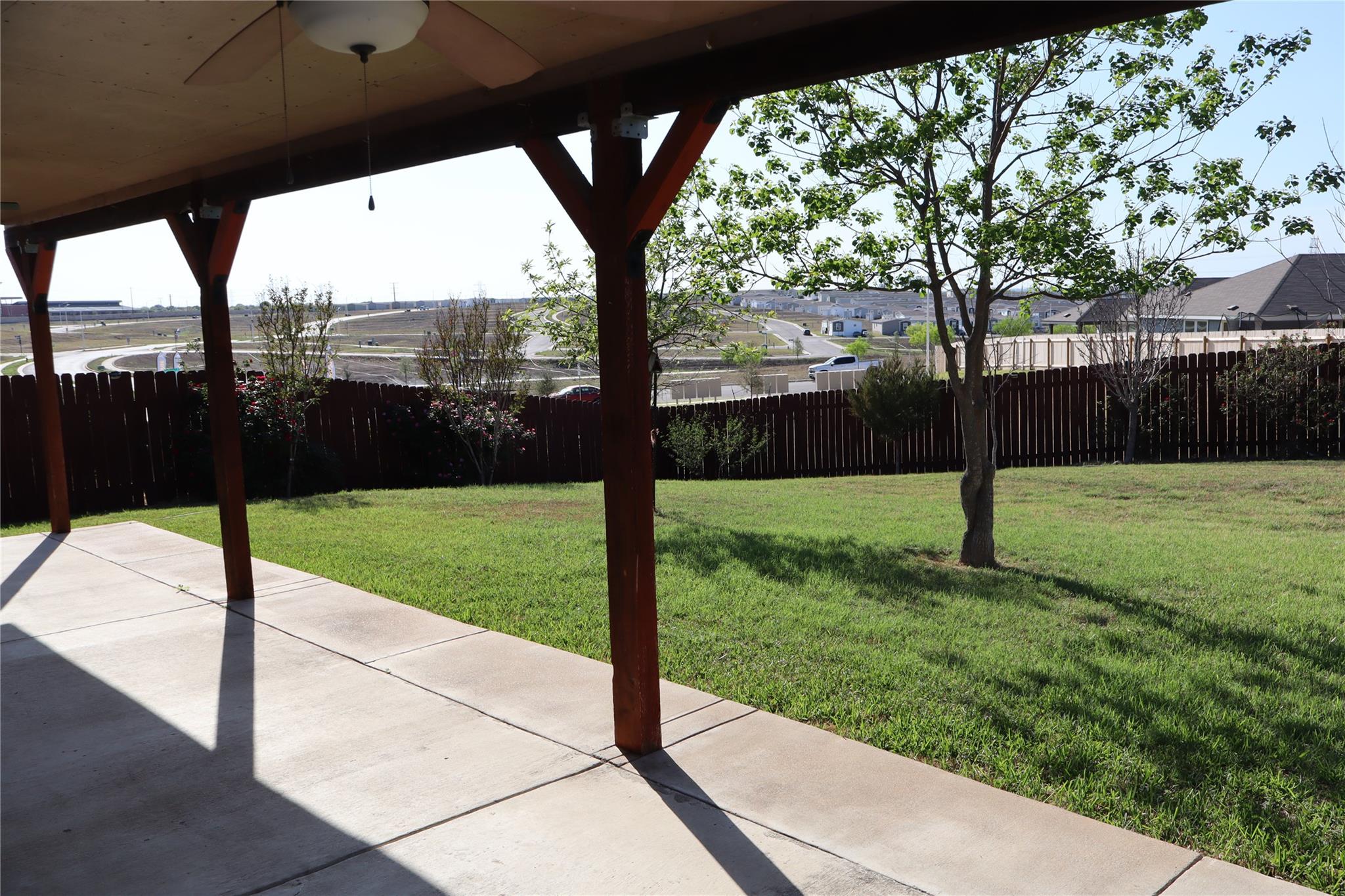 5032 Irvine Ln, Del Valle, TX 78617