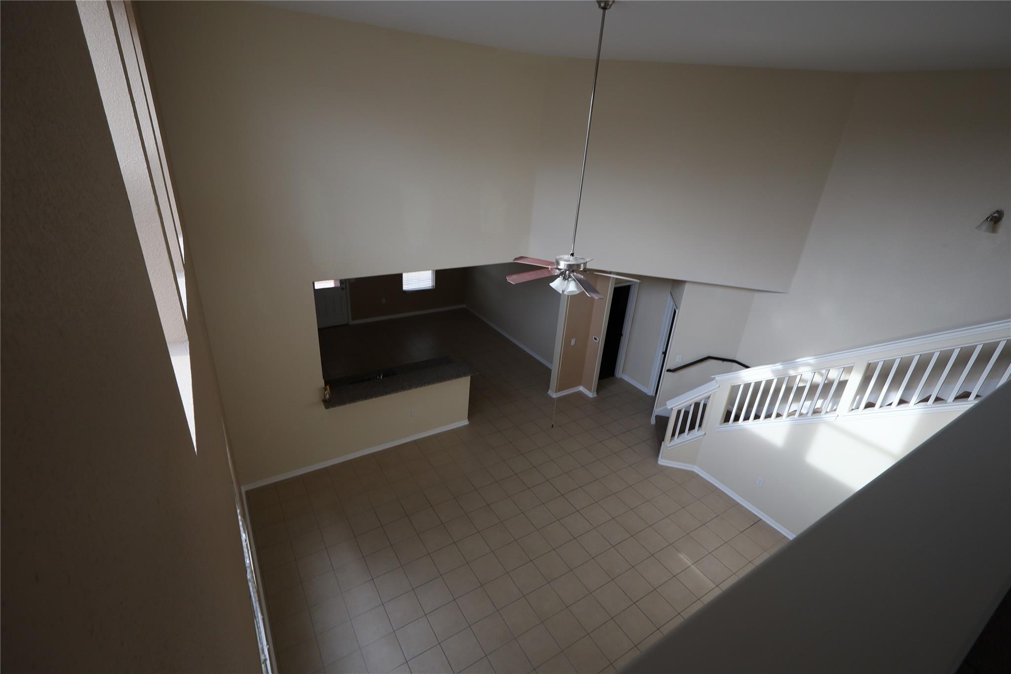 5032 Irvine Ln, Del Valle, TX 78617