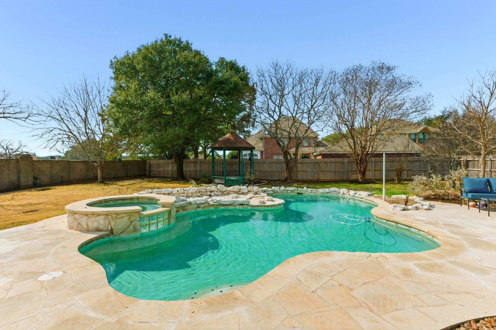 5705 Ballenton Ct, Austin, TX 78739