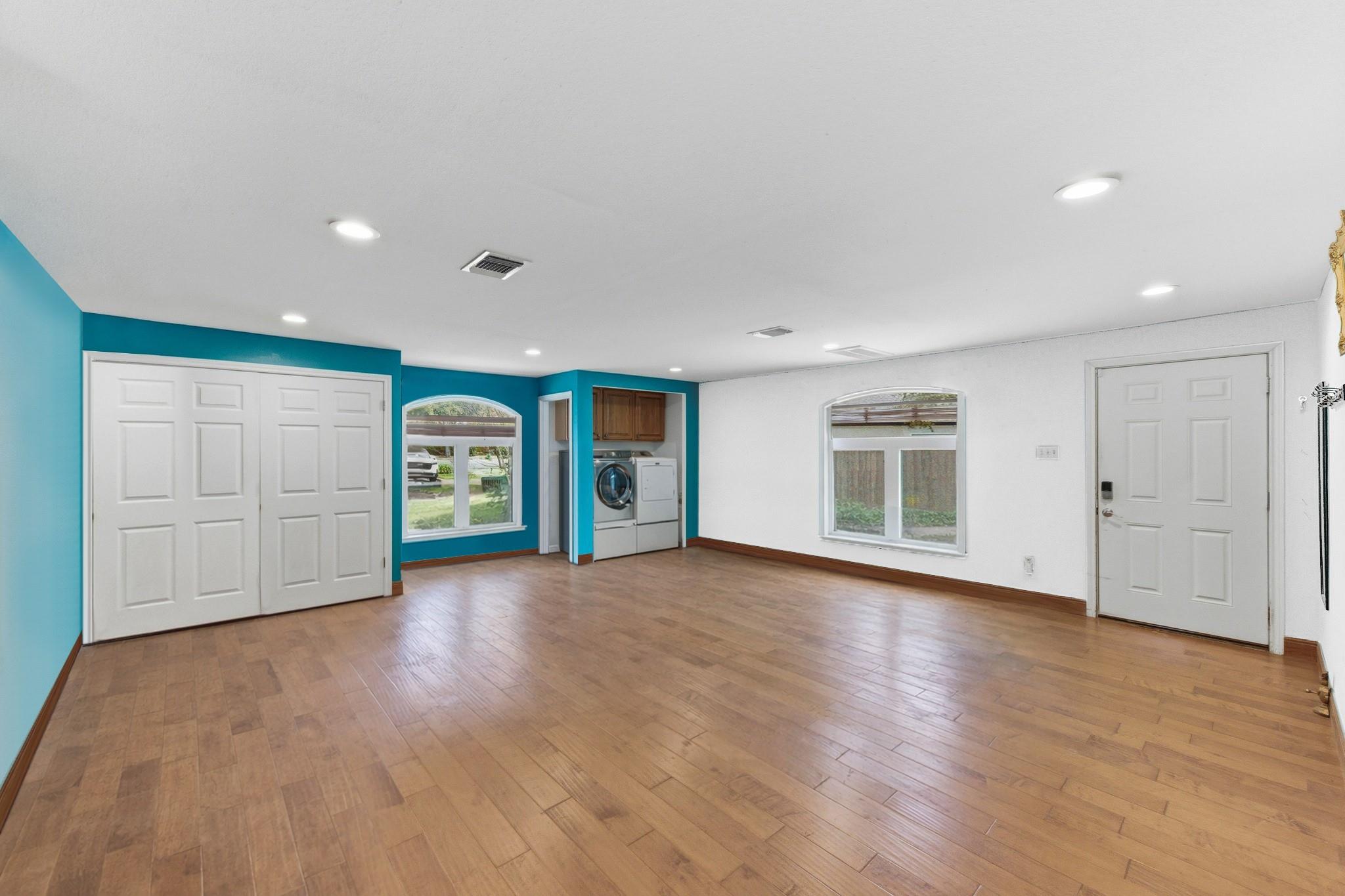 5705 Ballenton Ct, Austin, TX 78739