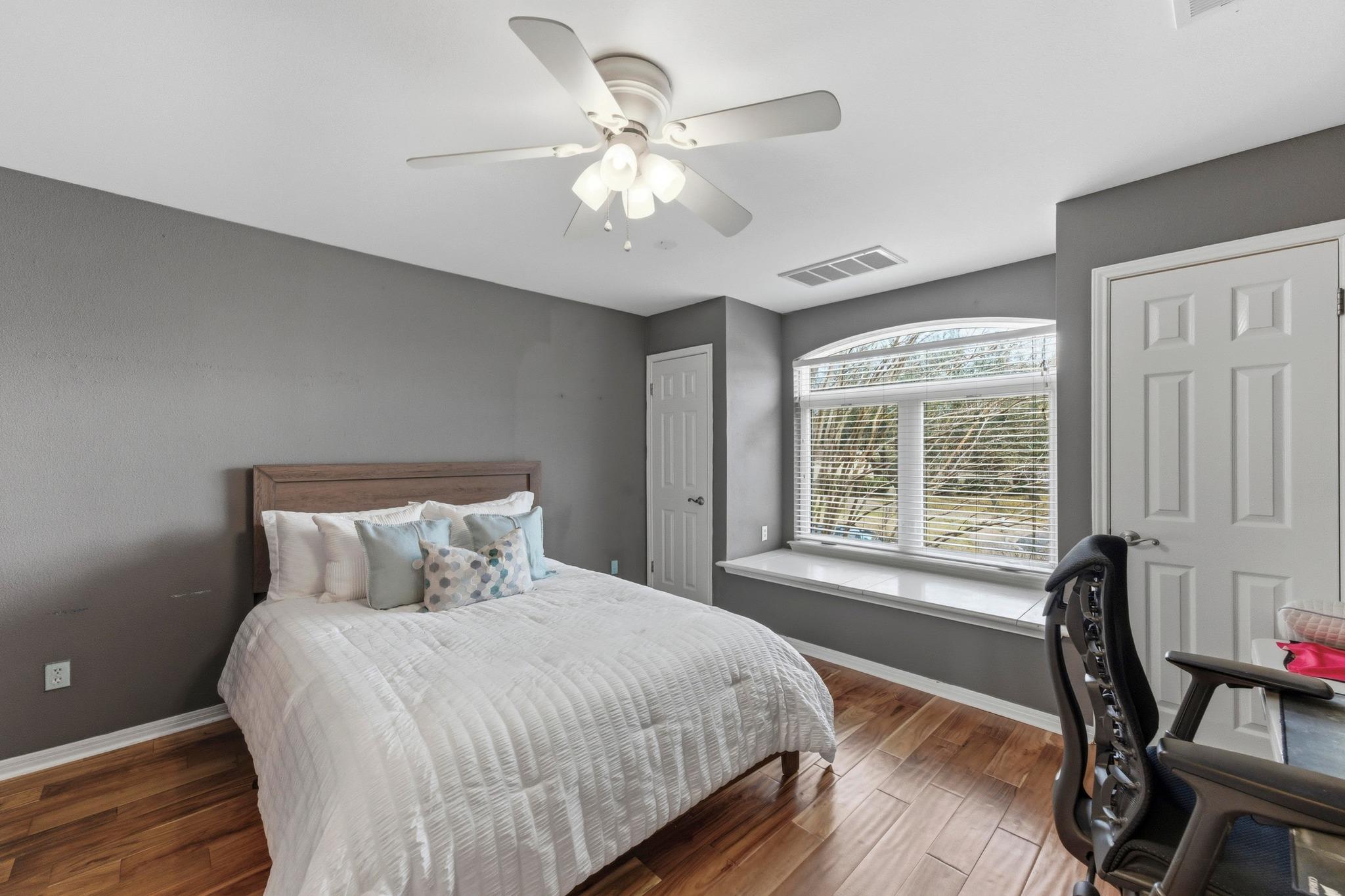 5705 Ballenton Ct, Austin, TX 78739