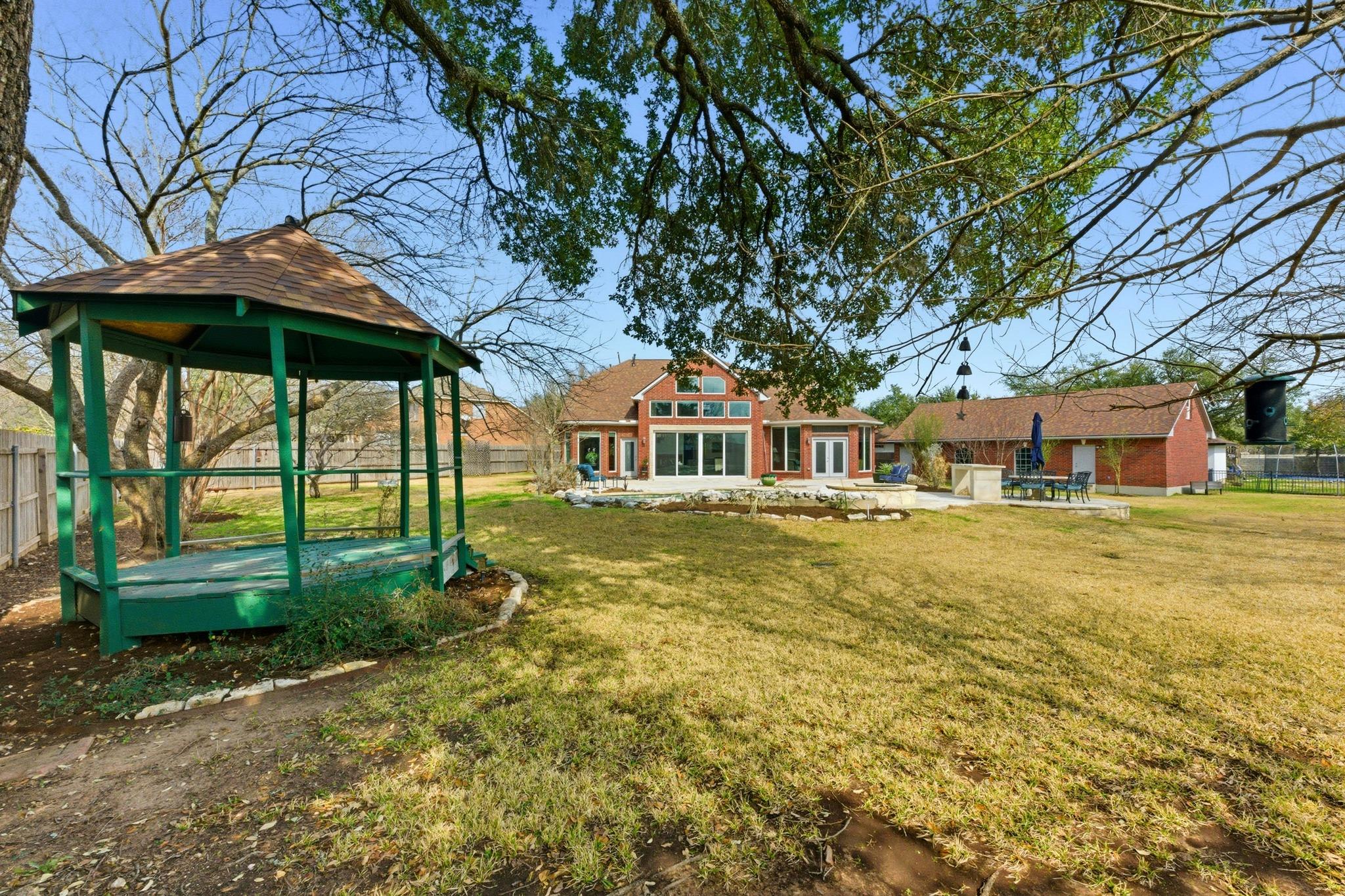 5705 Ballenton Ct, Austin, TX 78739