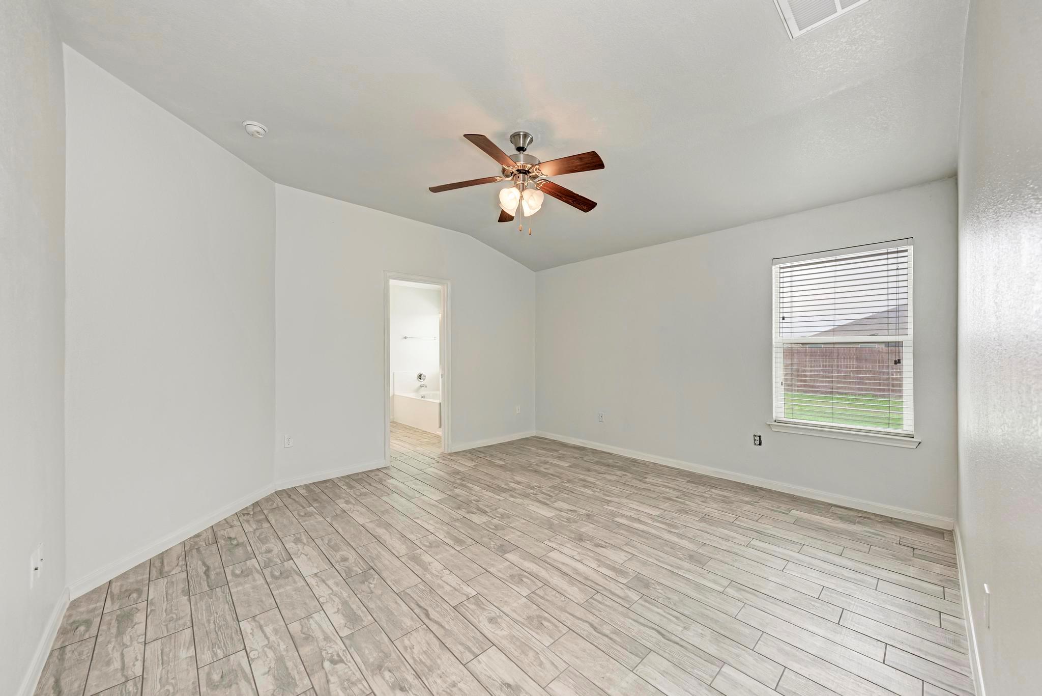 233 Wallops, Kyle, TX 78640