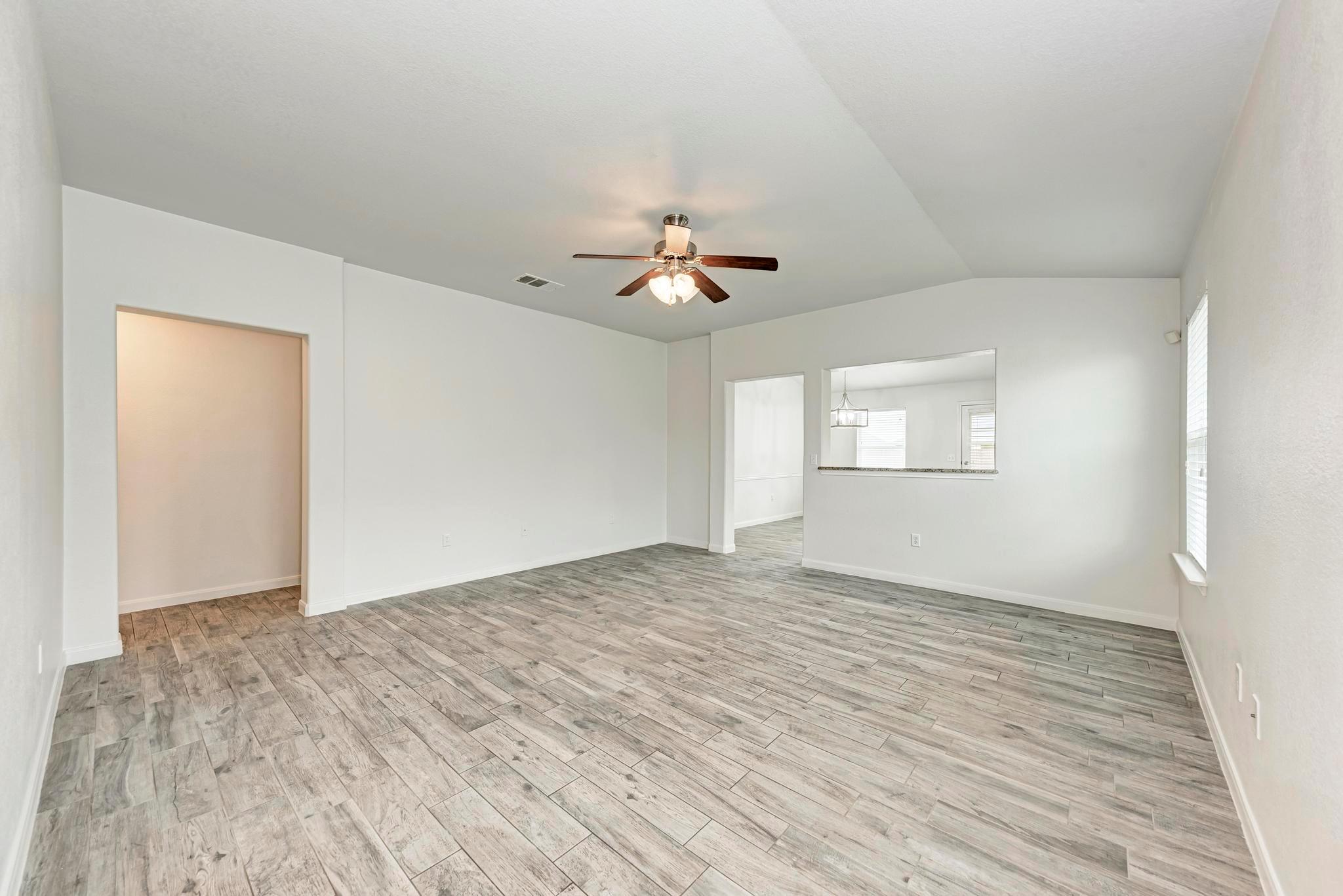 233 Wallops, Kyle, TX 78640