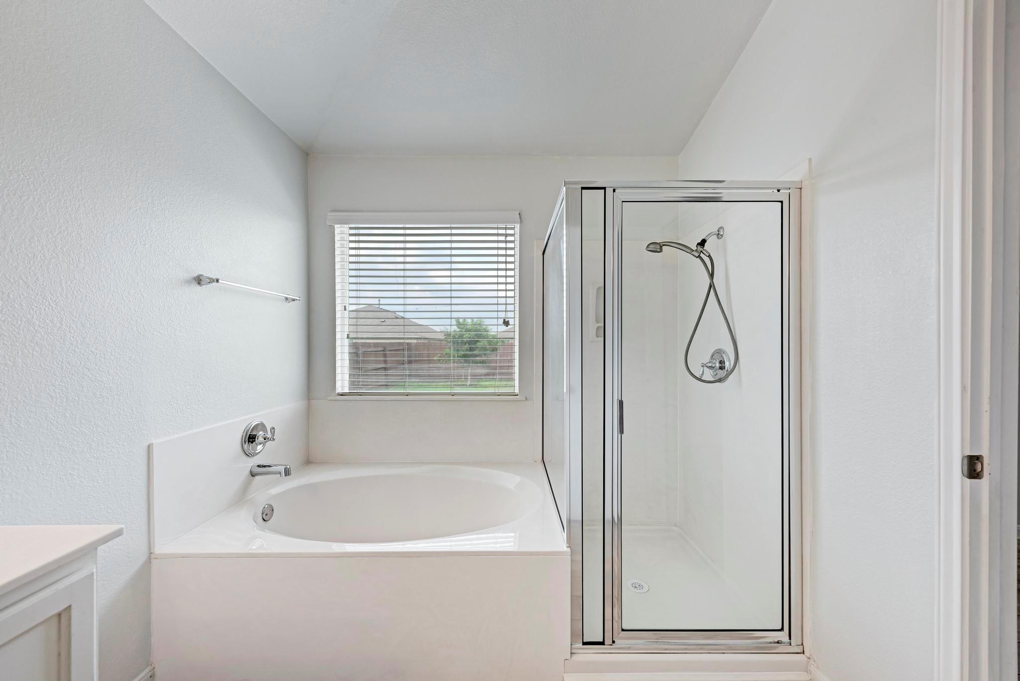 233 Wallops, Kyle, TX 78640