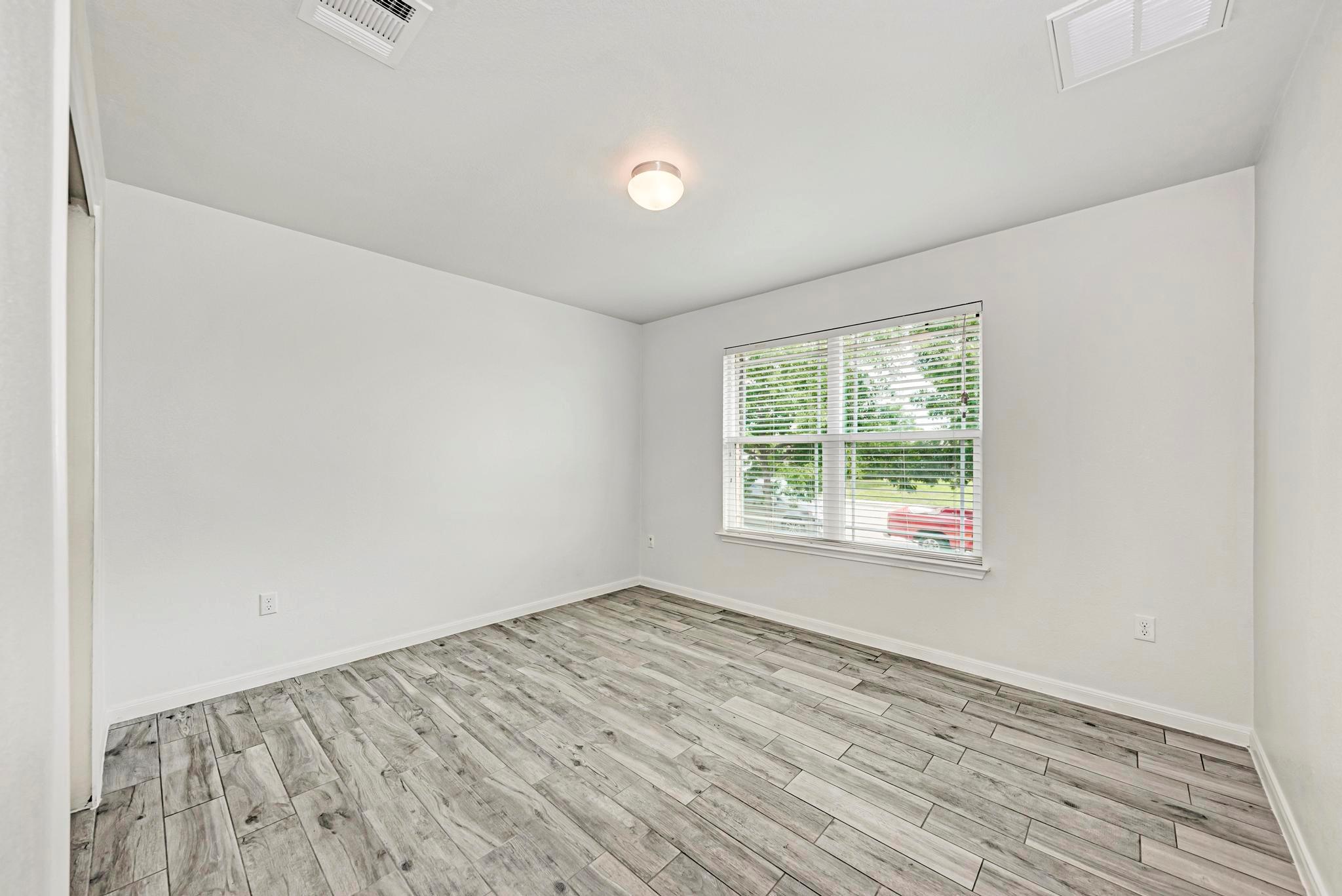 233 Wallops, Kyle, TX 78640