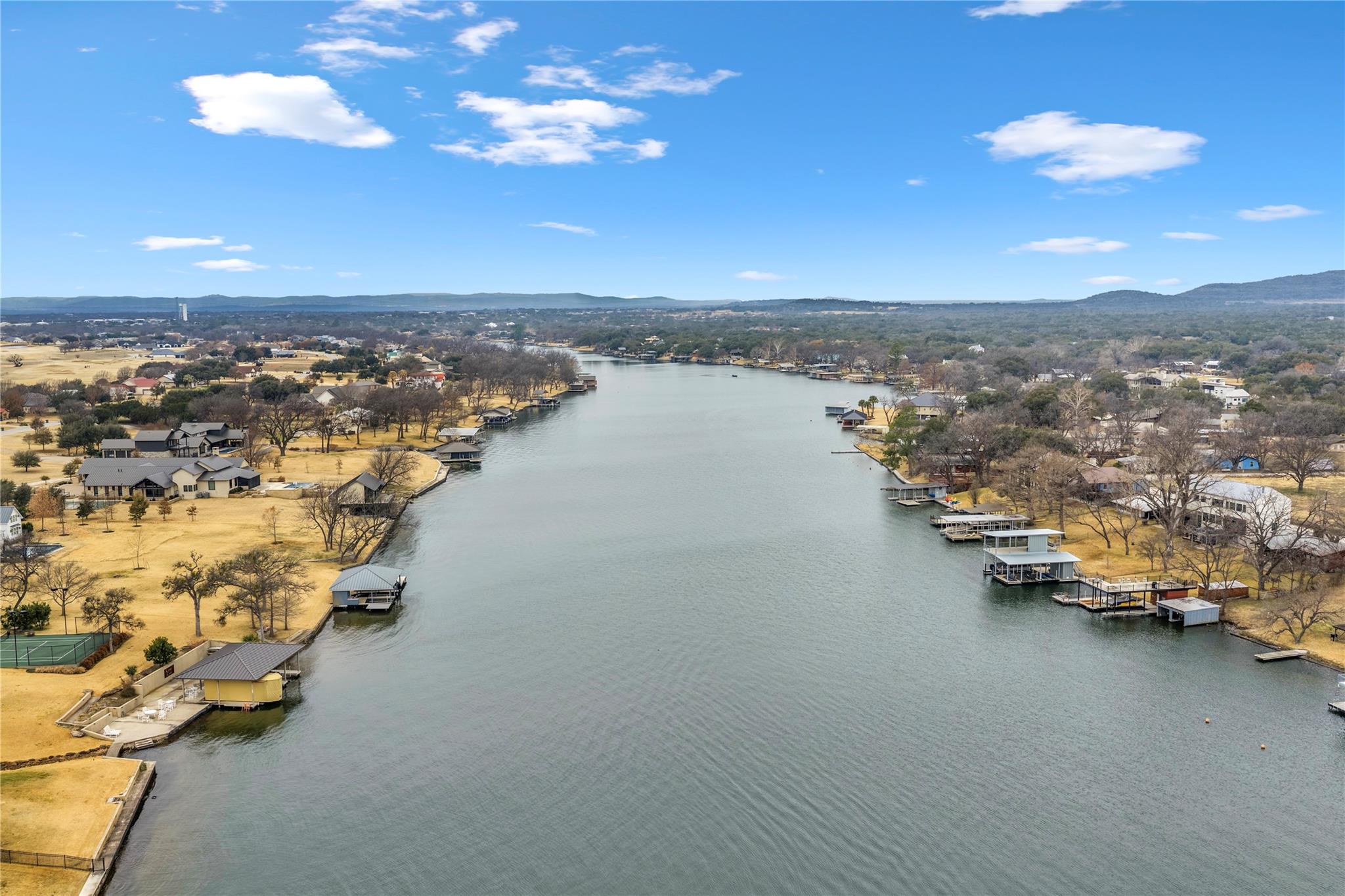 525 Ellen Williams Loop, Kingsland, TX 78639