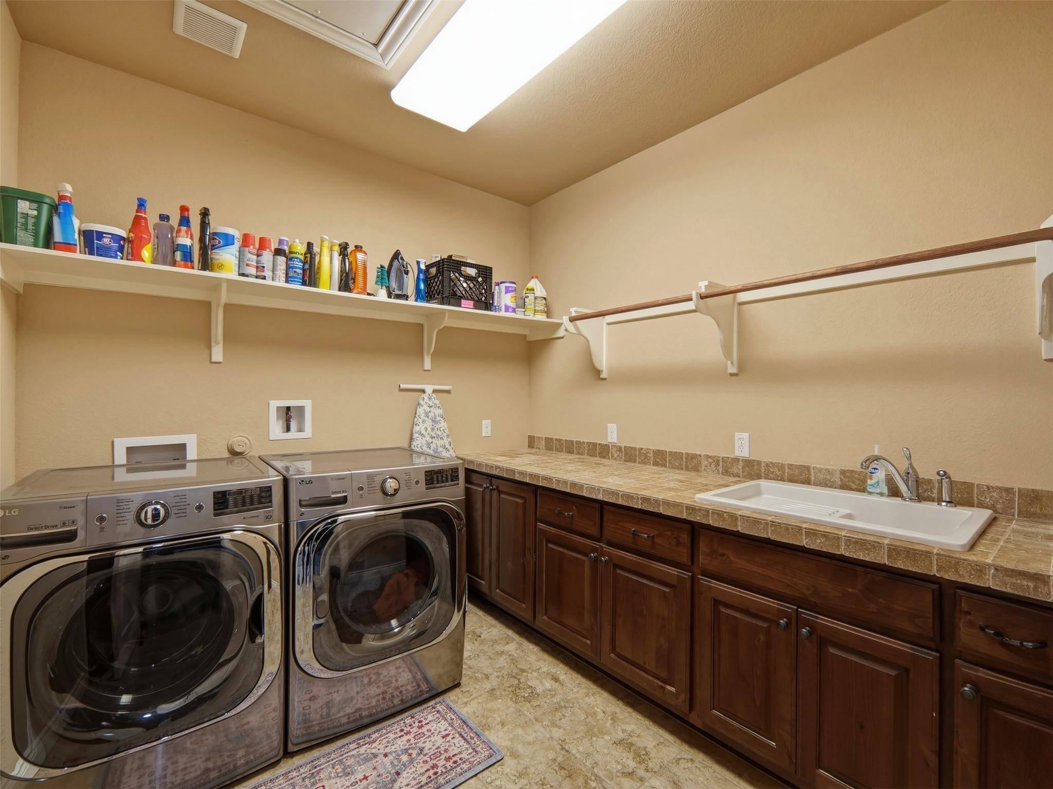 187 Territory Dr, Bastrop, TX 78602