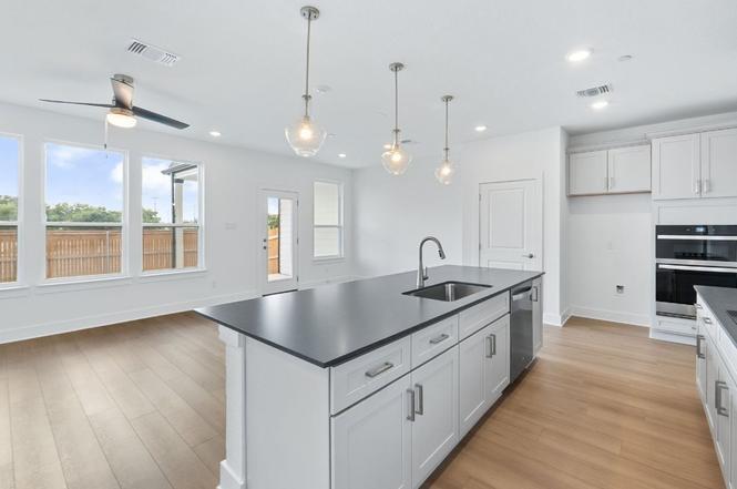 1955 Settlers Glen Dr # 4302, Round Rock, TX 78665