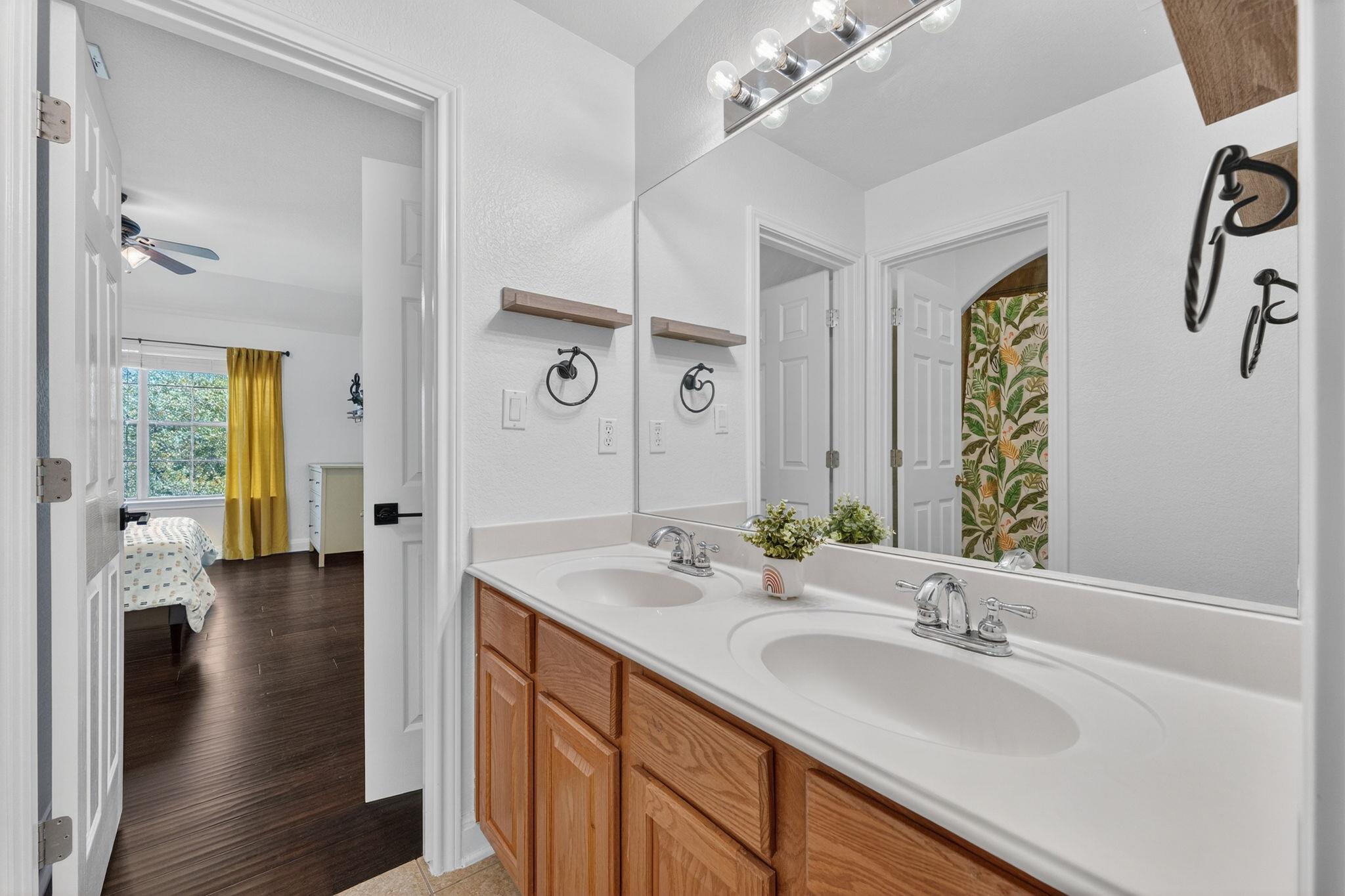 117 Lakota Pass, Austin, TX 78738