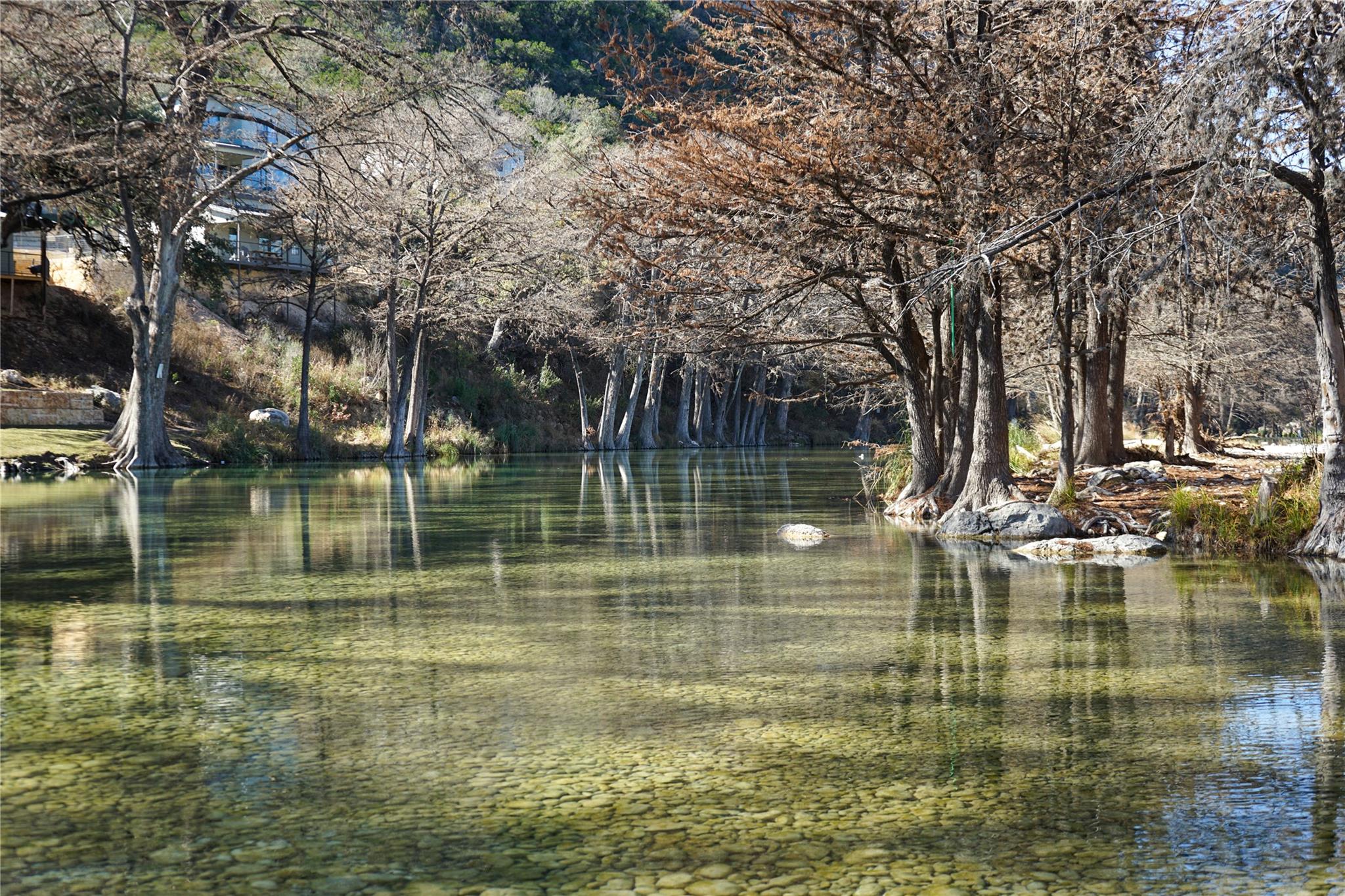 831 Magers Rd, Concan, TX 78838