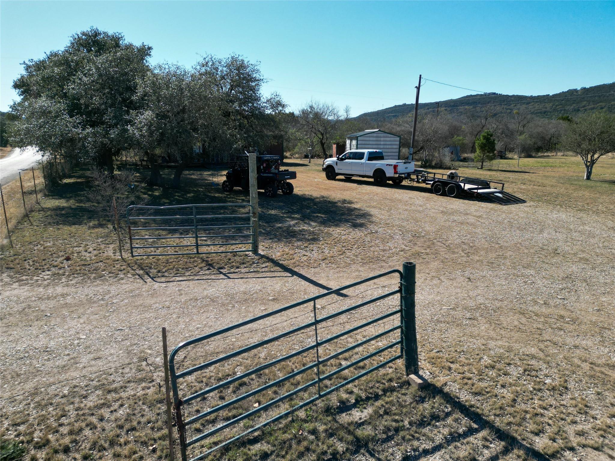 831 Magers Rd, Concan, TX 78838