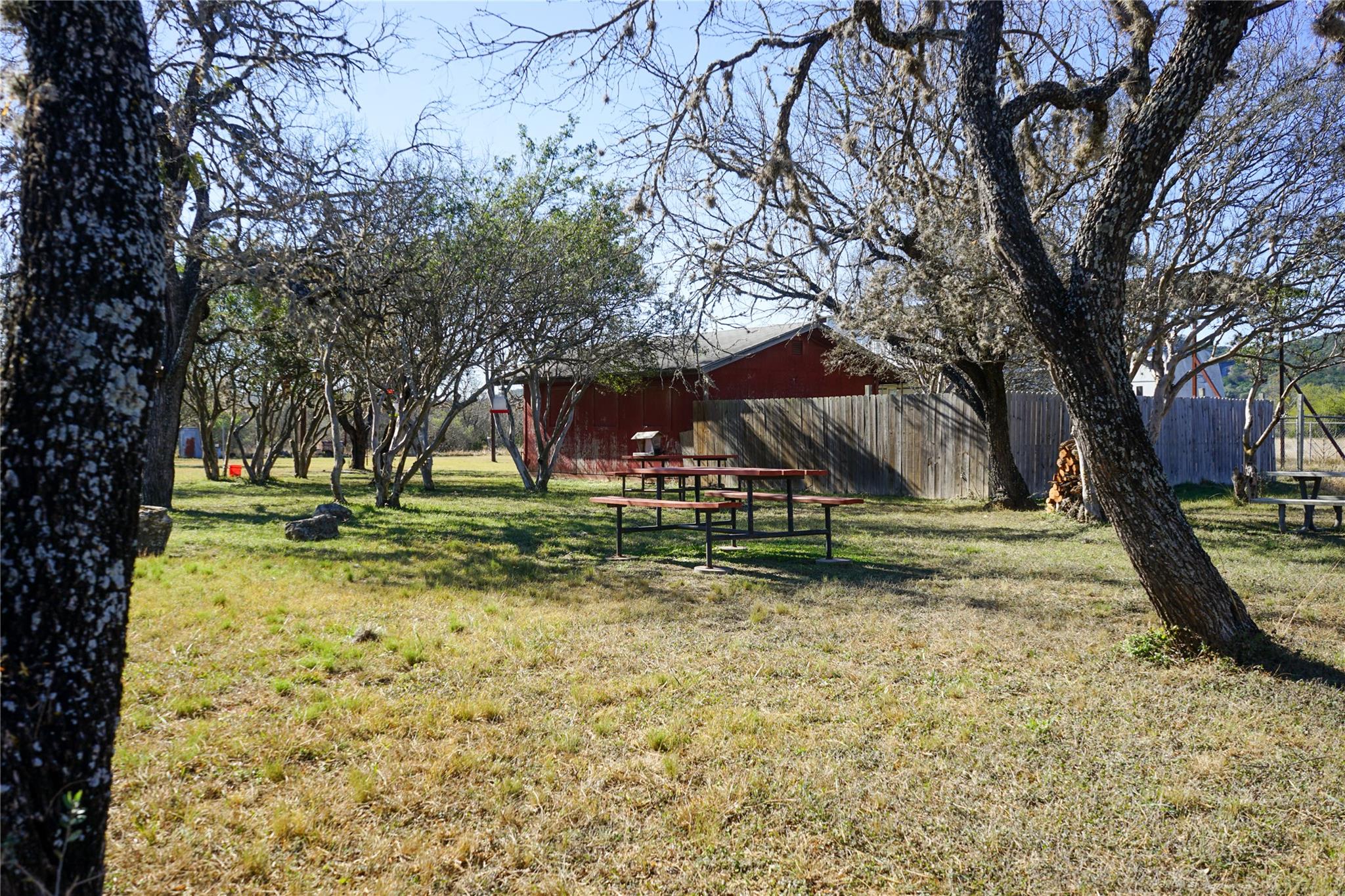 831 Magers Rd, Concan, TX 78838