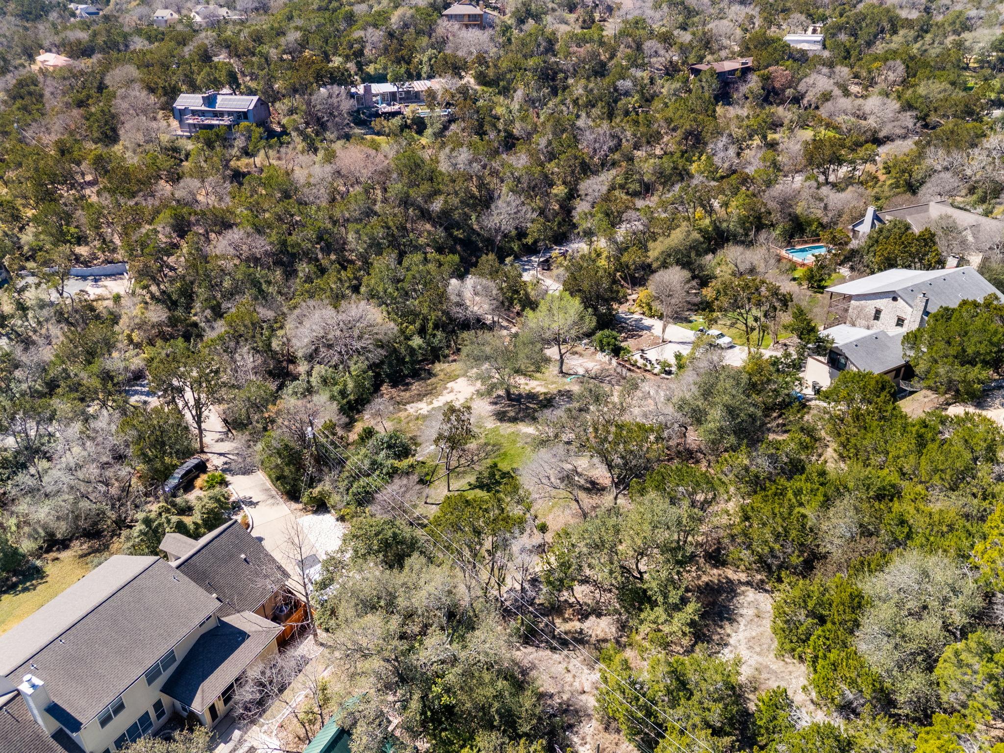 902 Yaupon Valley Rd, West Lake Hills, TX 78746