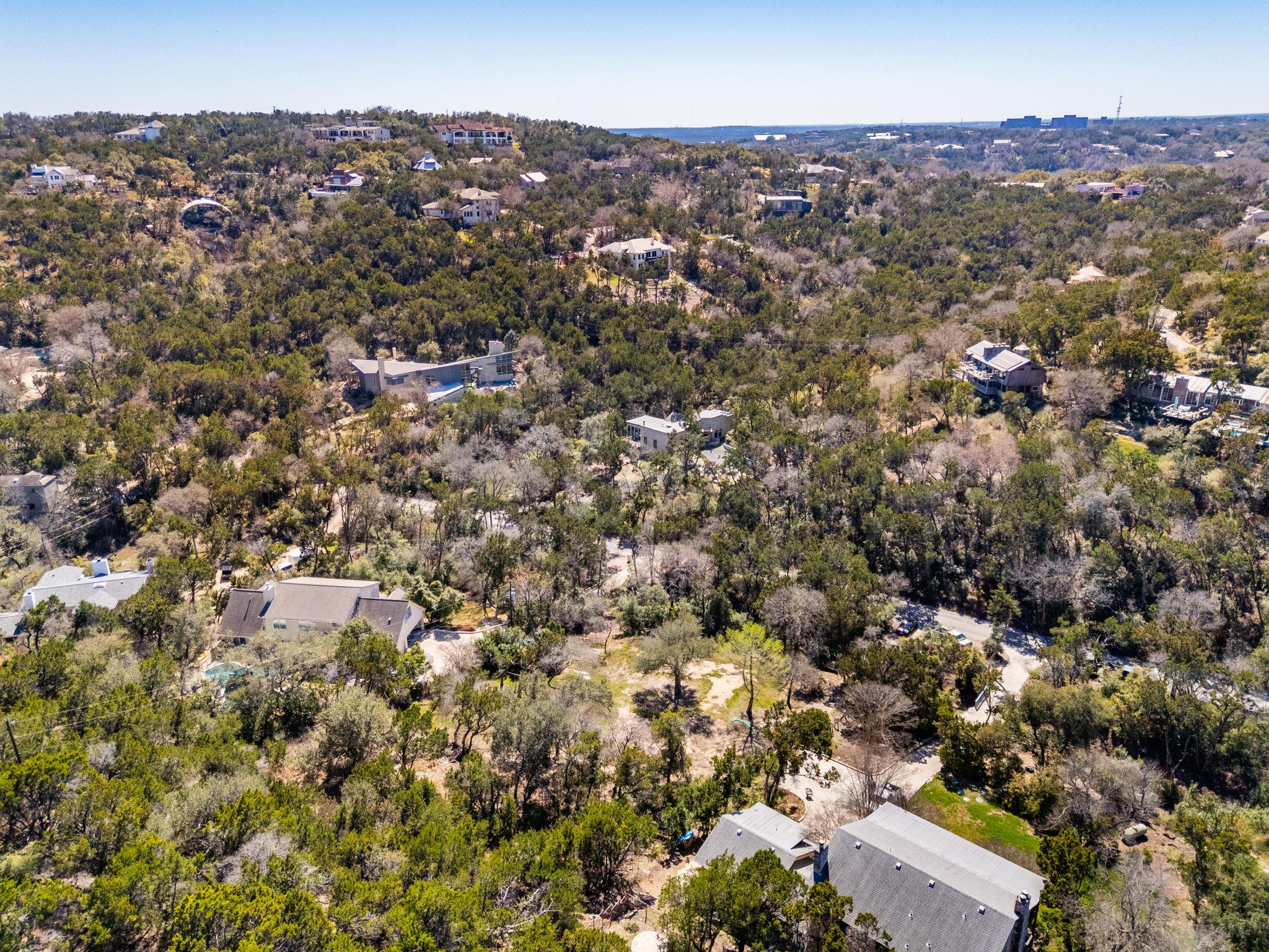 902 Yaupon Valley Rd, West Lake Hills, TX 78746