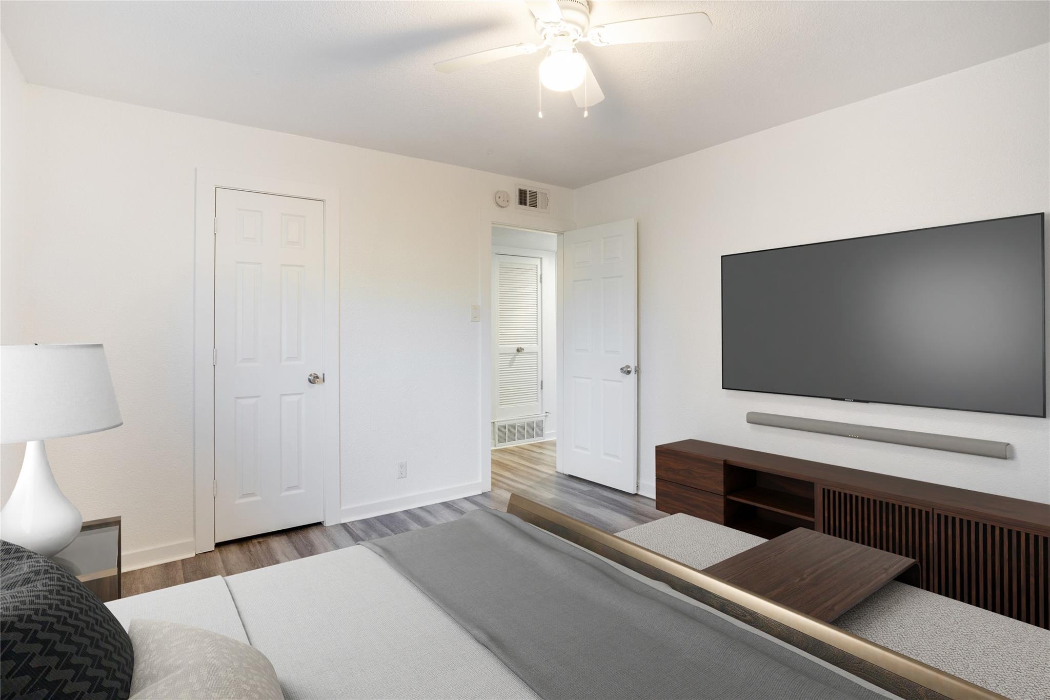 7945 Gault St # 202, Austin, TX 78757