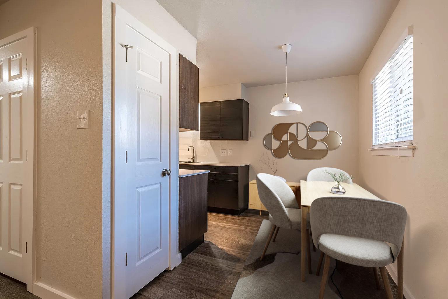 7945 Gault St # 202, Austin, TX 78757