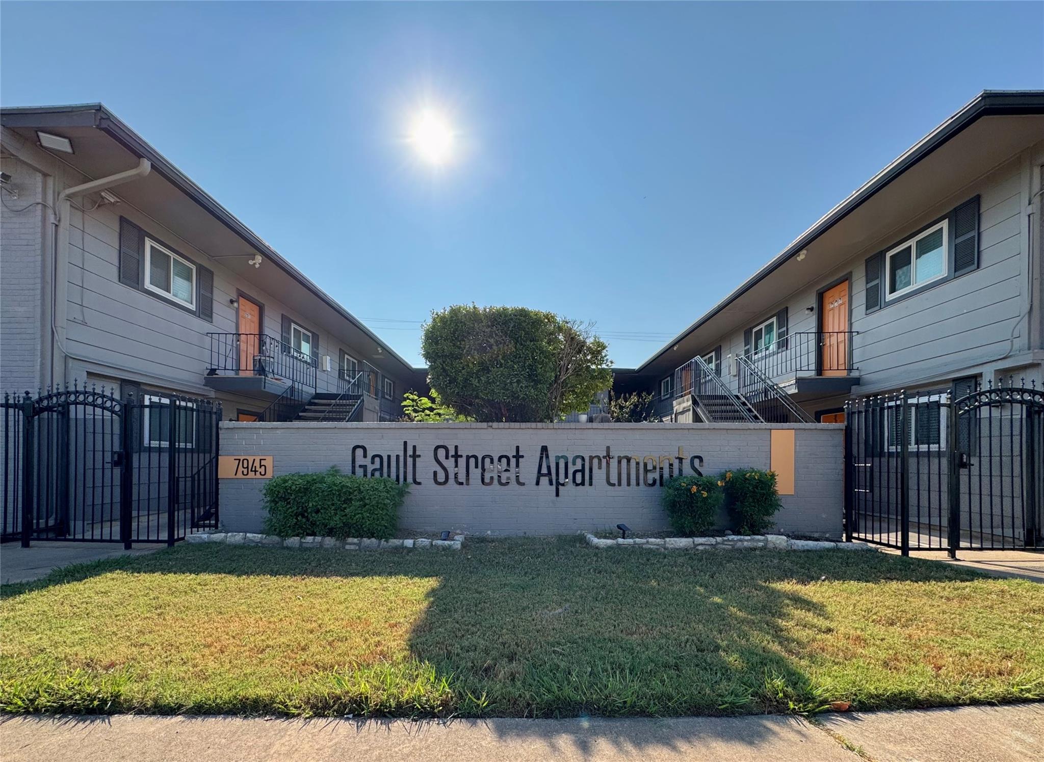 7945 Gault St # 202, Austin, TX 78757